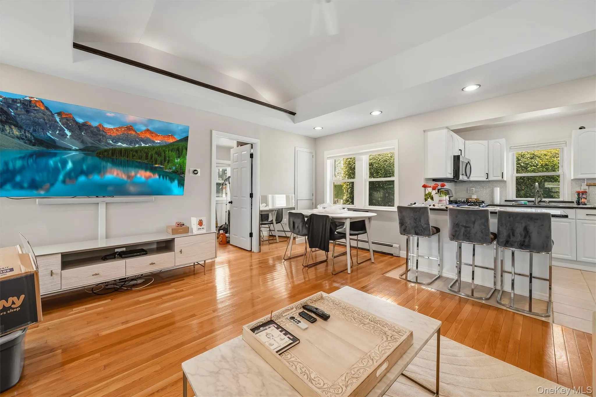 190C Edgewater Park, New York, NY, 2 Bedrooms Bedrooms, 4 Rooms Rooms,1 BathroomBathrooms,Residential,For Rent,Edgewater,0,1033637 190C Edgewater Park, New York, NY, 2 Bedrooms Bedrooms, 4 Rooms Rooms,1 BathroomBathrooms,Residential,For Rent,Edgewater,0,1033637