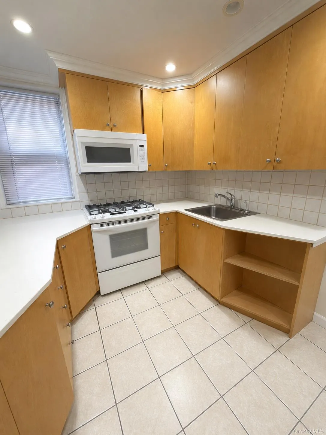 67-38 108th Street, New York, NY, 2 Bedrooms Bedrooms, 3 Rooms Rooms,1 BathroomBathrooms,Residential,For Rent,108th,0,1033643 67-38 108th Street, New York, NY, 2 Bedrooms Bedrooms, 3 Rooms Rooms,1 BathroomBathrooms,Residential,For Rent,108th,0,1033643