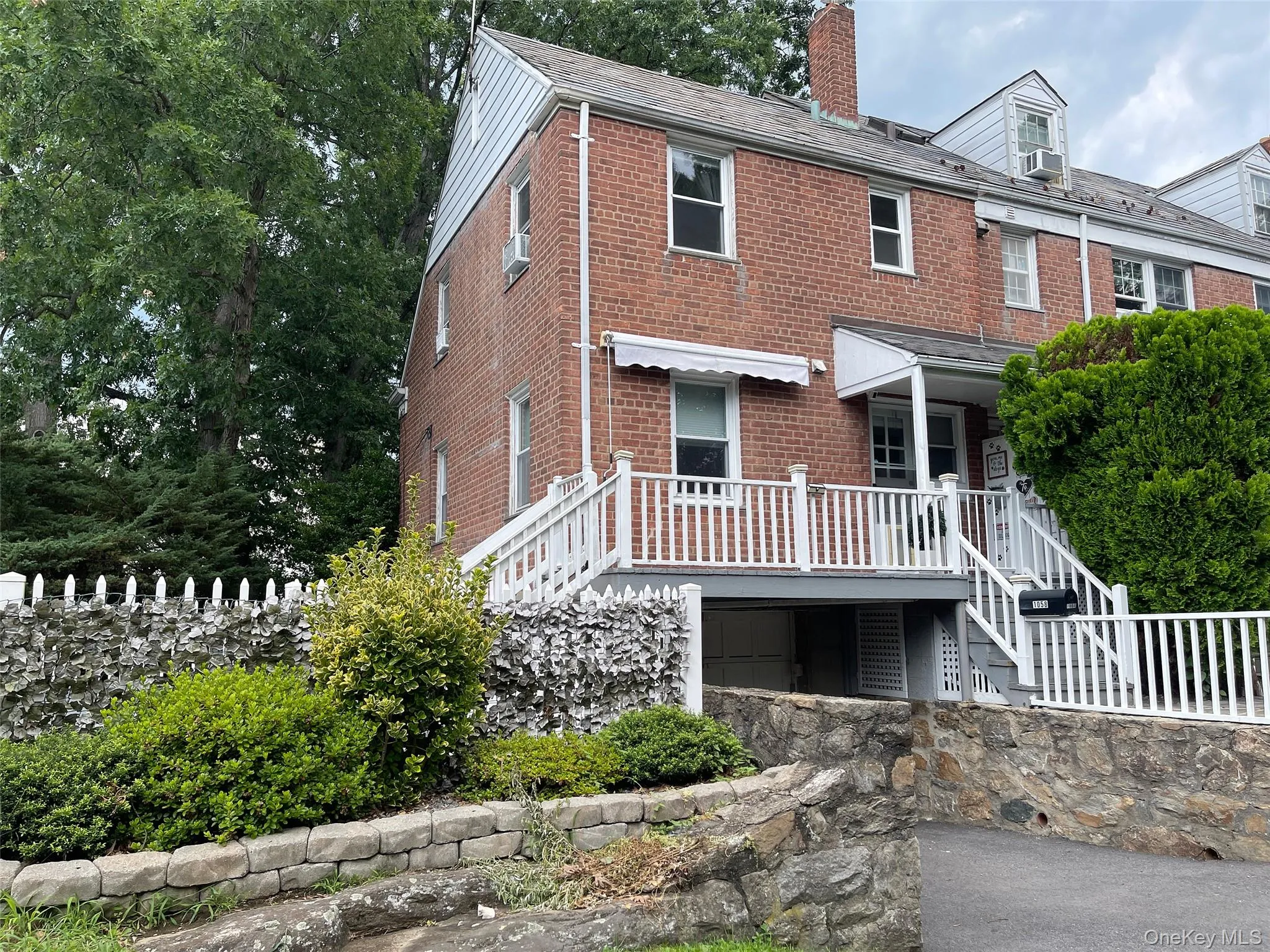 1058 Palmer Avenue, Mamaroneck, NY, 2 Bedrooms Bedrooms, 4 Rooms Rooms,1 BathroomBathrooms,Residential Lease,For Rent,Palmer,0,1033646 1058 Palmer Avenue, Mamaroneck, NY, 2 Bedrooms Bedrooms, 4 Rooms Rooms,1 BathroomBathrooms,Residential Lease,For Rent,Palmer,0,1033646