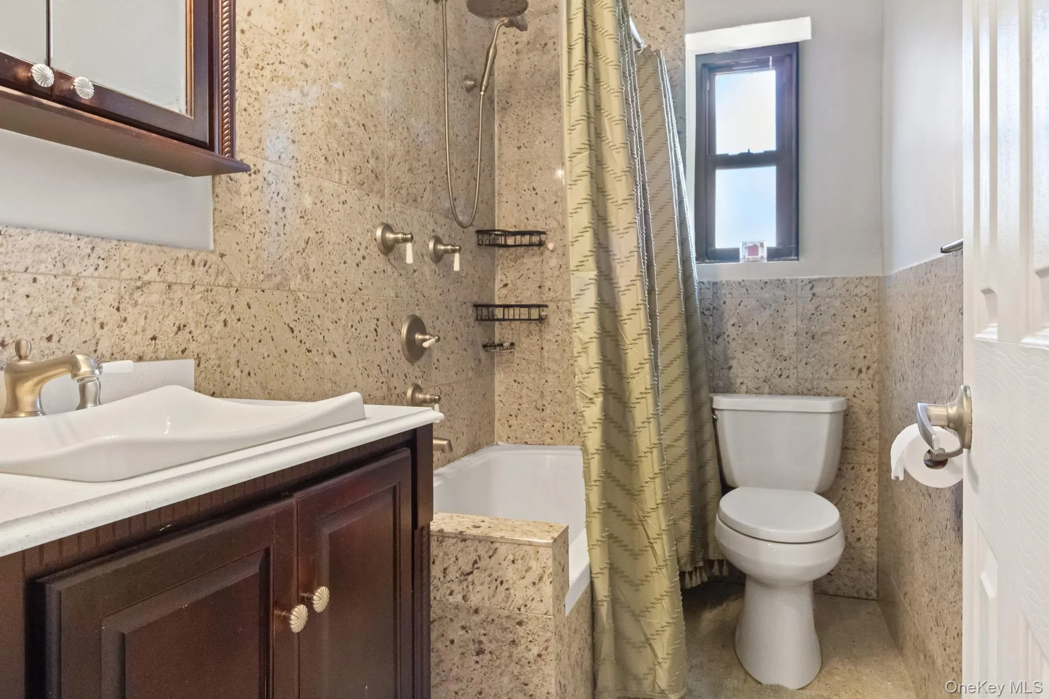 470 N Broadway, Yonkers, NY, 1 Bedroom Bedrooms, 5 Rooms Rooms,1 BathroomBathrooms,Residential,For Rent,N Broadway,0,1033648 470 N Broadway, Yonkers, NY, 1 Bedroom Bedrooms, 5 Rooms Rooms,1 BathroomBathrooms,Residential,For Rent,N Broadway,0,1033648