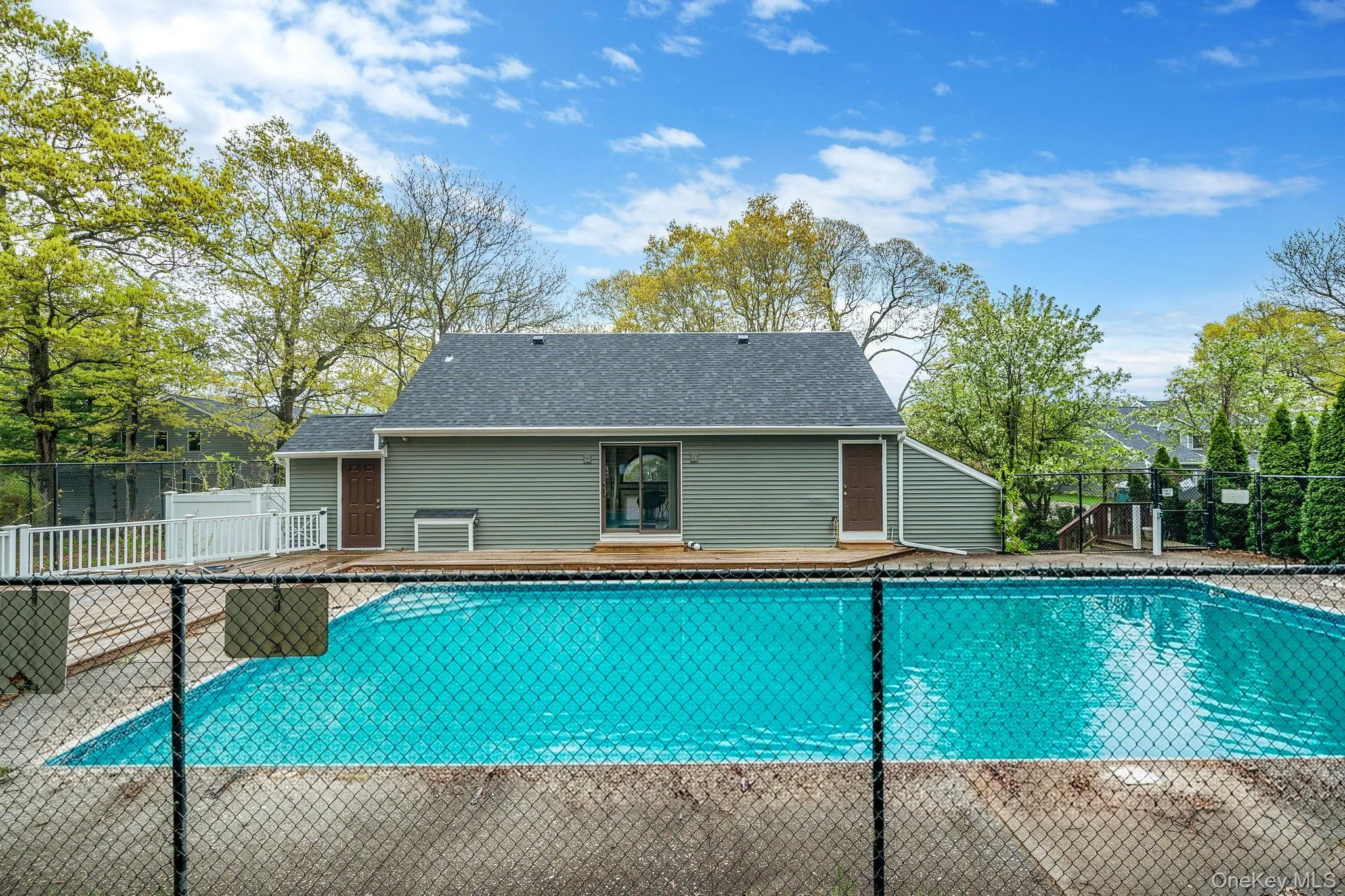 5 Jeremy Circle, Smithtown, NY, 2 Bedrooms Bedrooms, 5 Rooms Rooms,2 BathroomsBathrooms,Residential,For Rent,Jeremy,0,1033652 5 Jeremy Circle, Smithtown, NY, 2 Bedrooms Bedrooms, 5 Rooms Rooms,2 BathroomsBathrooms,Residential,For Rent,Jeremy,0,1033652