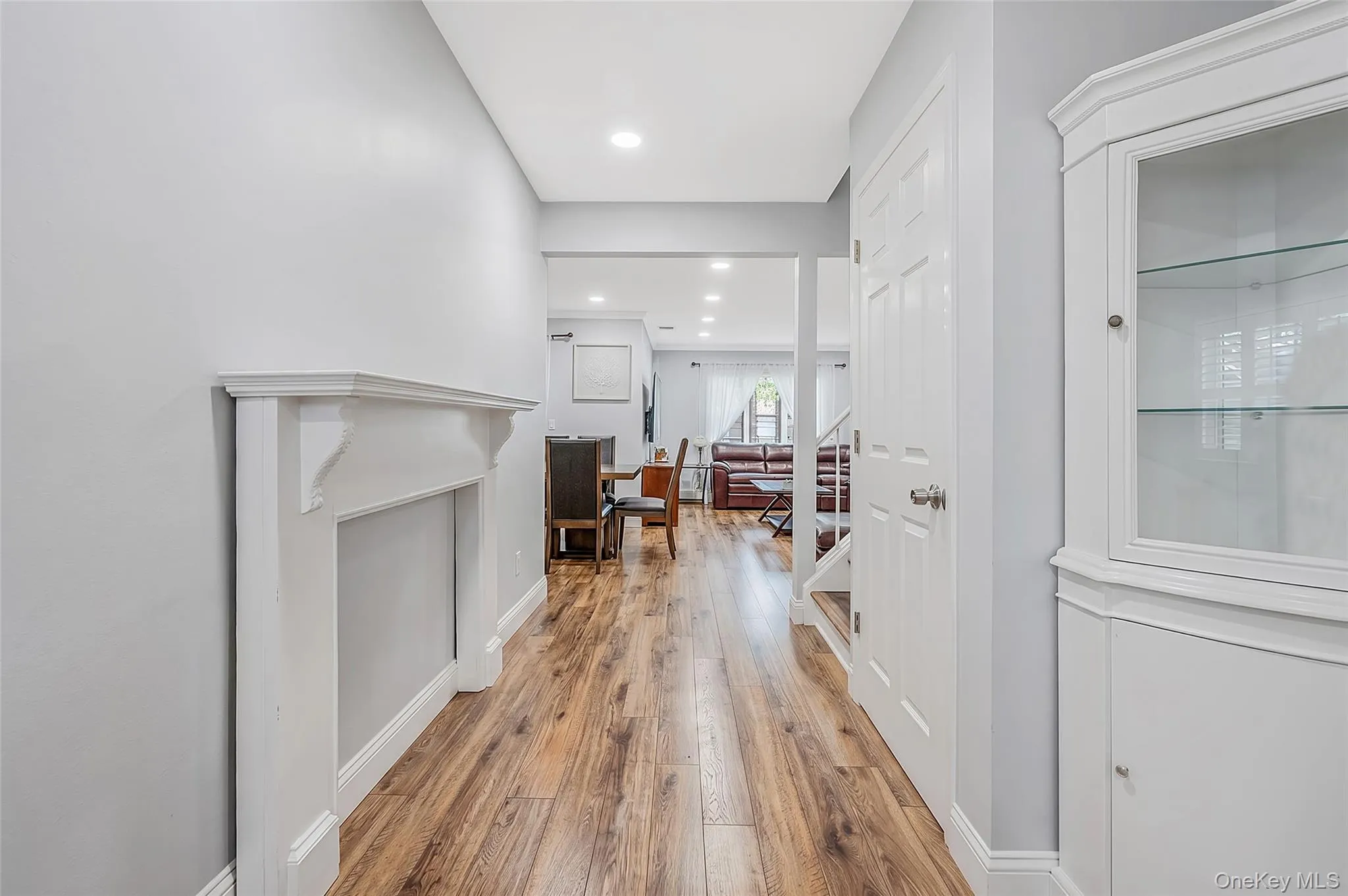 5 Jeremy Circle, Smithtown, NY, 2 Bedrooms Bedrooms, 5 Rooms Rooms,2 BathroomsBathrooms,Residential,For Rent,Jeremy,0,1033652 5 Jeremy Circle, Smithtown, NY, 2 Bedrooms Bedrooms, 5 Rooms Rooms,2 BathroomsBathrooms,Residential,For Rent,Jeremy,0,1033652