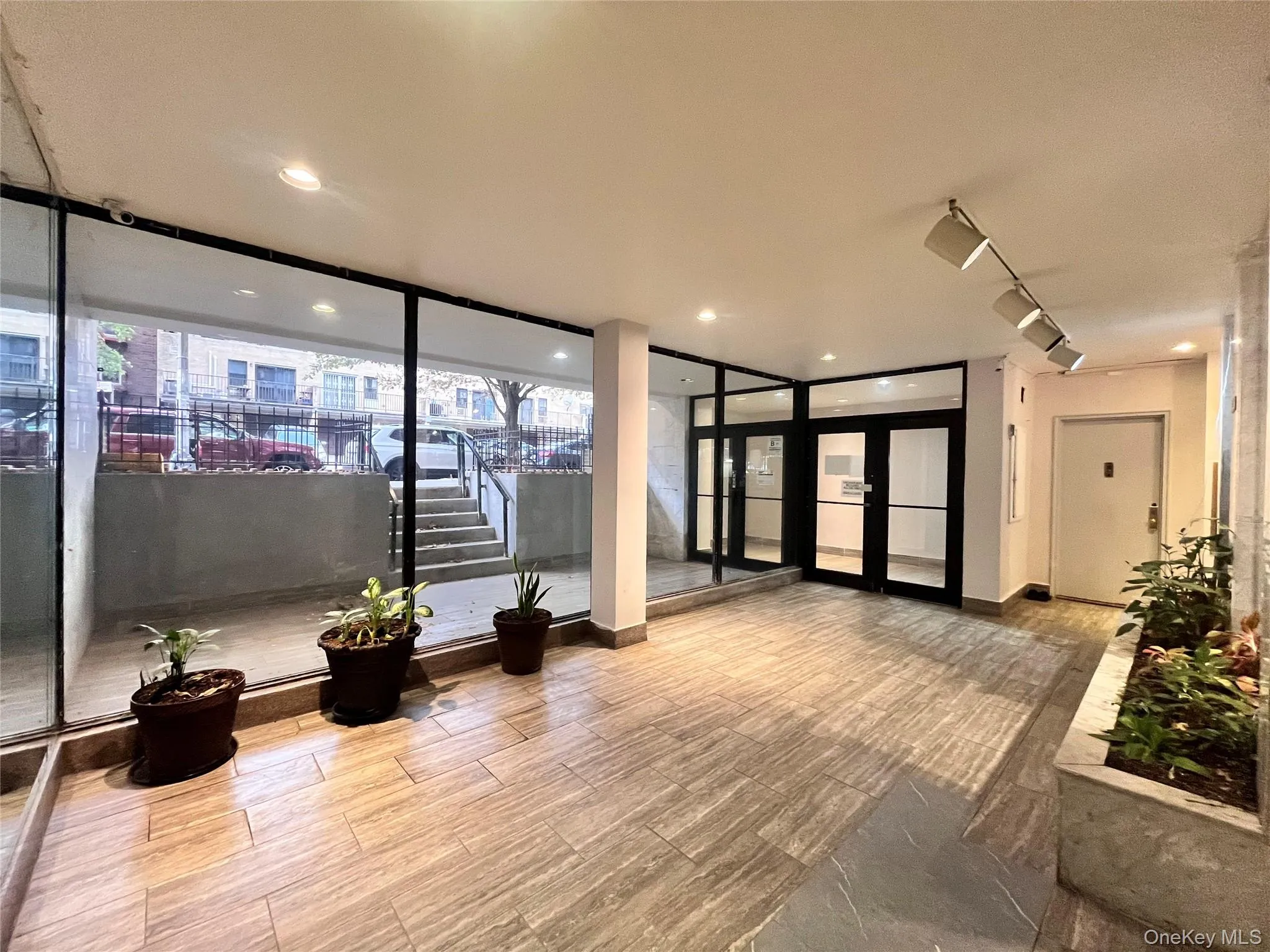 143-36 Barclay Ave, New York, NY, 1 Bedroom Bedrooms, 4 Rooms Rooms,1 BathroomBathrooms,Residential,For Rent,Barclay Ave,0,1033658 143-36 Barclay Ave, New York, NY, 1 Bedroom Bedrooms, 4 Rooms Rooms,1 BathroomBathrooms,Residential,For Rent,Barclay Ave,0,1033658