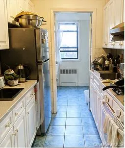 143-36 Barclay Ave, New York, NY, 1 Bedroom Bedrooms, 4 Rooms Rooms,1 BathroomBathrooms,Residential,For Rent,Barclay Ave,0,1033658 143-36 Barclay Ave, New York, NY, 1 Bedroom Bedrooms, 4 Rooms Rooms,1 BathroomBathrooms,Residential,For Rent,Barclay Ave,0,1033658