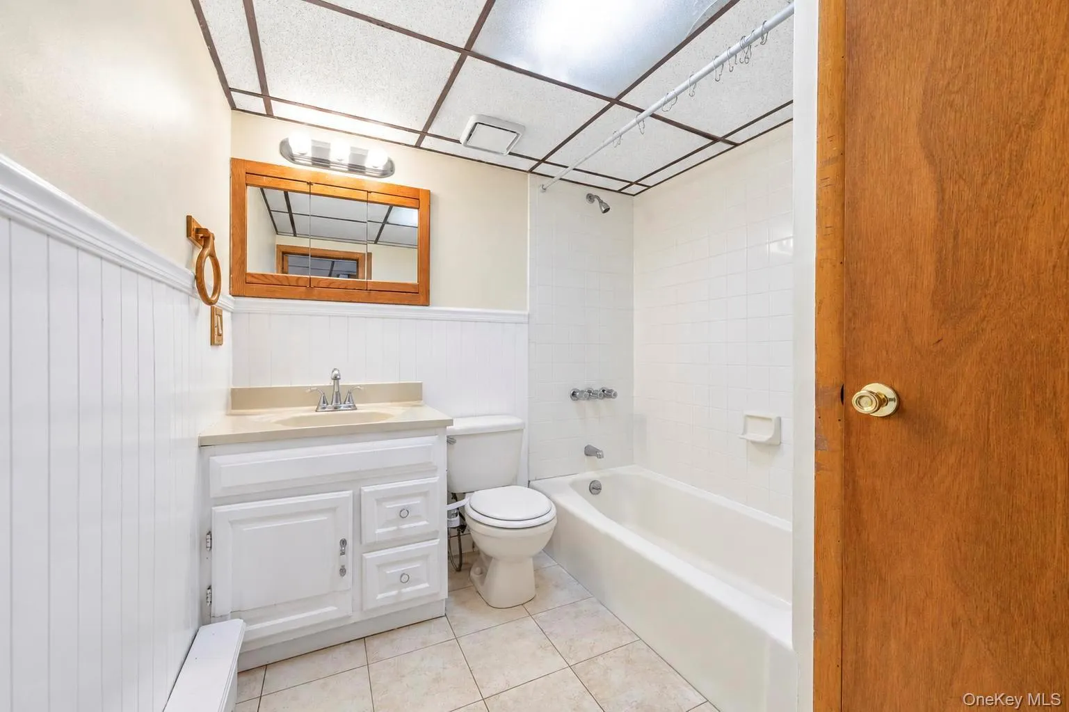 865 Prescott Street, Hempstead, NY, 3 Bedrooms Bedrooms, 7 Rooms Rooms,2 BathroomsBathrooms,Residential Lease,For Rent,Prescott,0,1033663 865 Prescott Street, Hempstead, NY, 3 Bedrooms Bedrooms, 7 Rooms Rooms,2 BathroomsBathrooms,Residential Lease,For Rent,Prescott,0,1033663