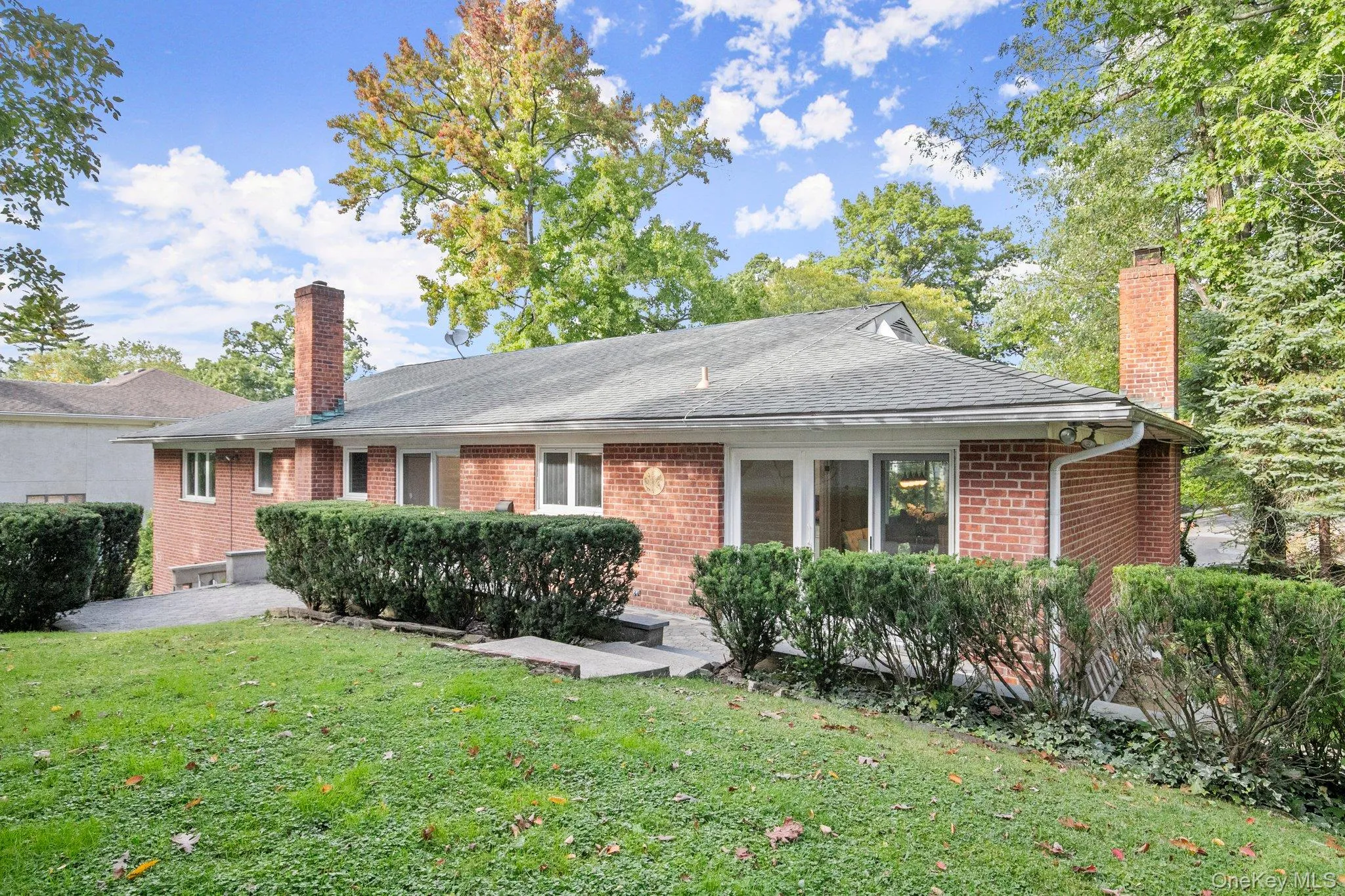 1341 Pelhamdale Avenue, Pelham, NY, 4 Bedrooms Bedrooms, 8 Rooms Rooms,3 BathroomsBathrooms,Residential Lease,For Rent,Pelhamdale,0,1033664 1341 Pelhamdale Avenue, Pelham, NY, 4 Bedrooms Bedrooms, 8 Rooms Rooms,3 BathroomsBathrooms,Residential Lease,For Rent,Pelhamdale,0,1033664