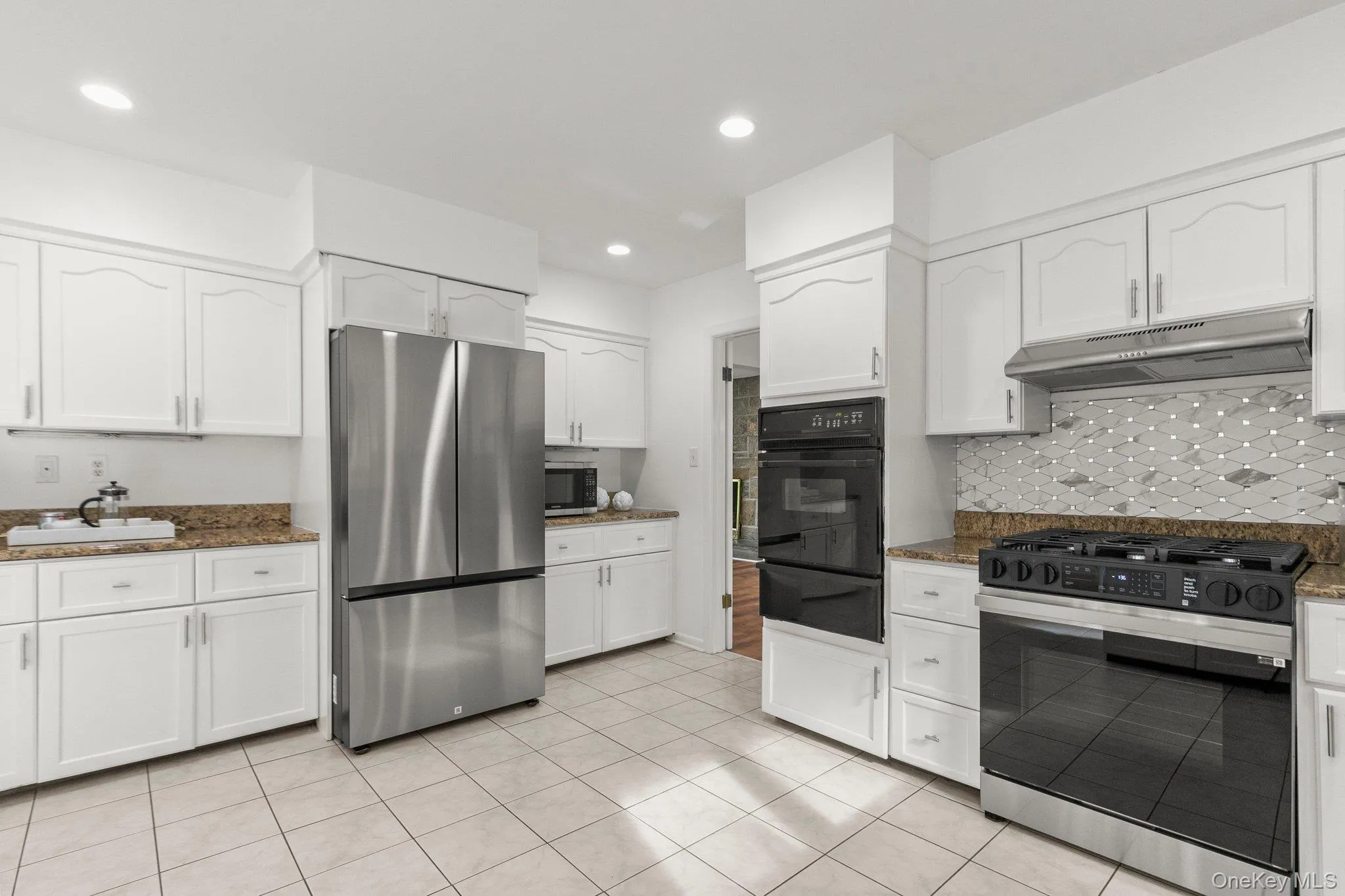 1341 Pelhamdale Avenue, Pelham, NY, 4 Bedrooms Bedrooms, 8 Rooms Rooms,3 BathroomsBathrooms,Residential Lease,For Rent,Pelhamdale,0,1033664 1341 Pelhamdale Avenue, Pelham, NY, 4 Bedrooms Bedrooms, 8 Rooms Rooms,3 BathroomsBathrooms,Residential Lease,For Rent,Pelhamdale,0,1033664