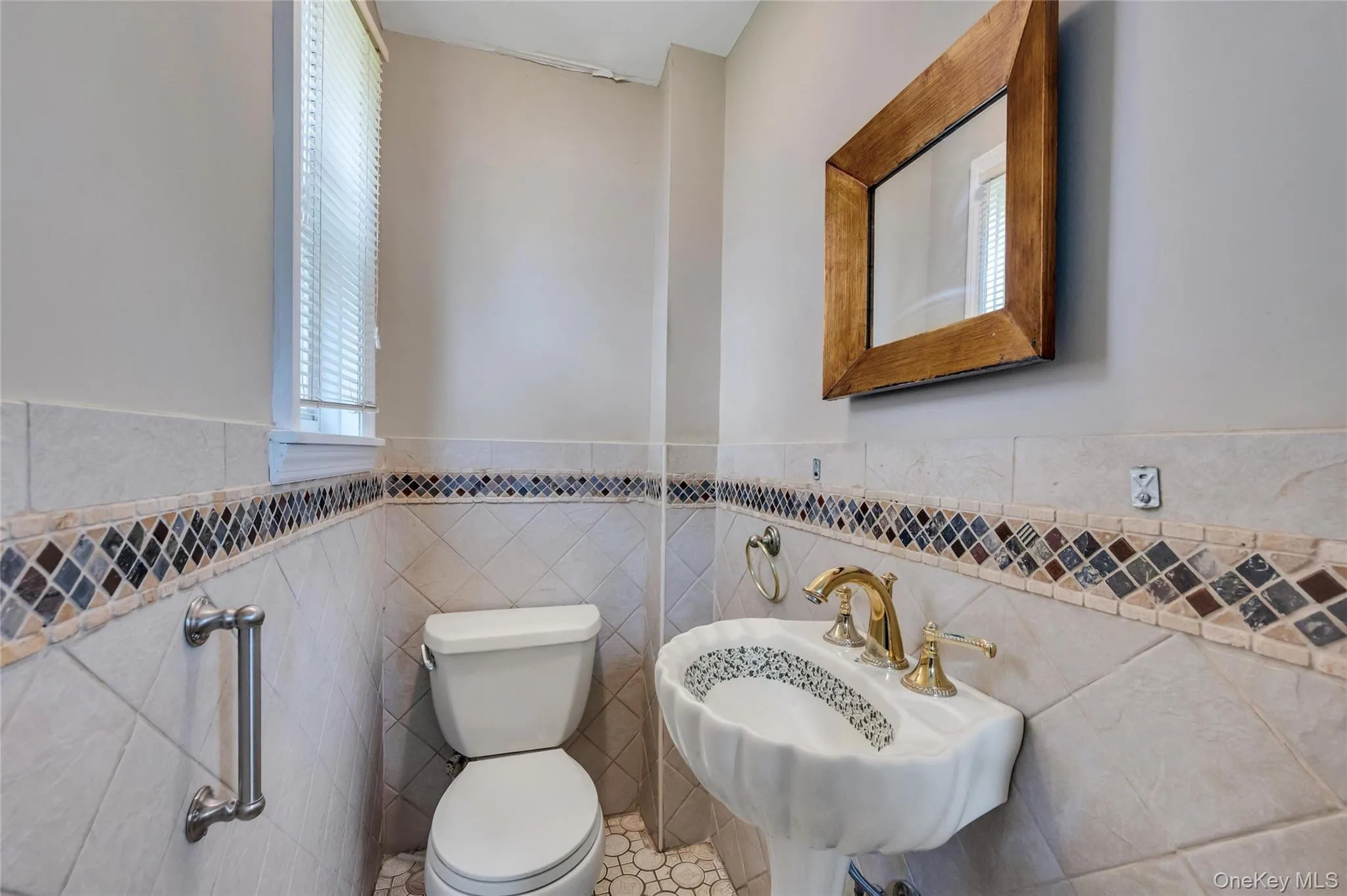 78-28 222nd Street, New York, NY, 3 Bedrooms Bedrooms, 7 Rooms Rooms,1 BathroomBathrooms,Residential,For Rent,222nd,0,1033665 78-28 222nd Street, New York, NY, 3 Bedrooms Bedrooms, 7 Rooms Rooms,1 BathroomBathrooms,Residential,For Rent,222nd,0,1033665