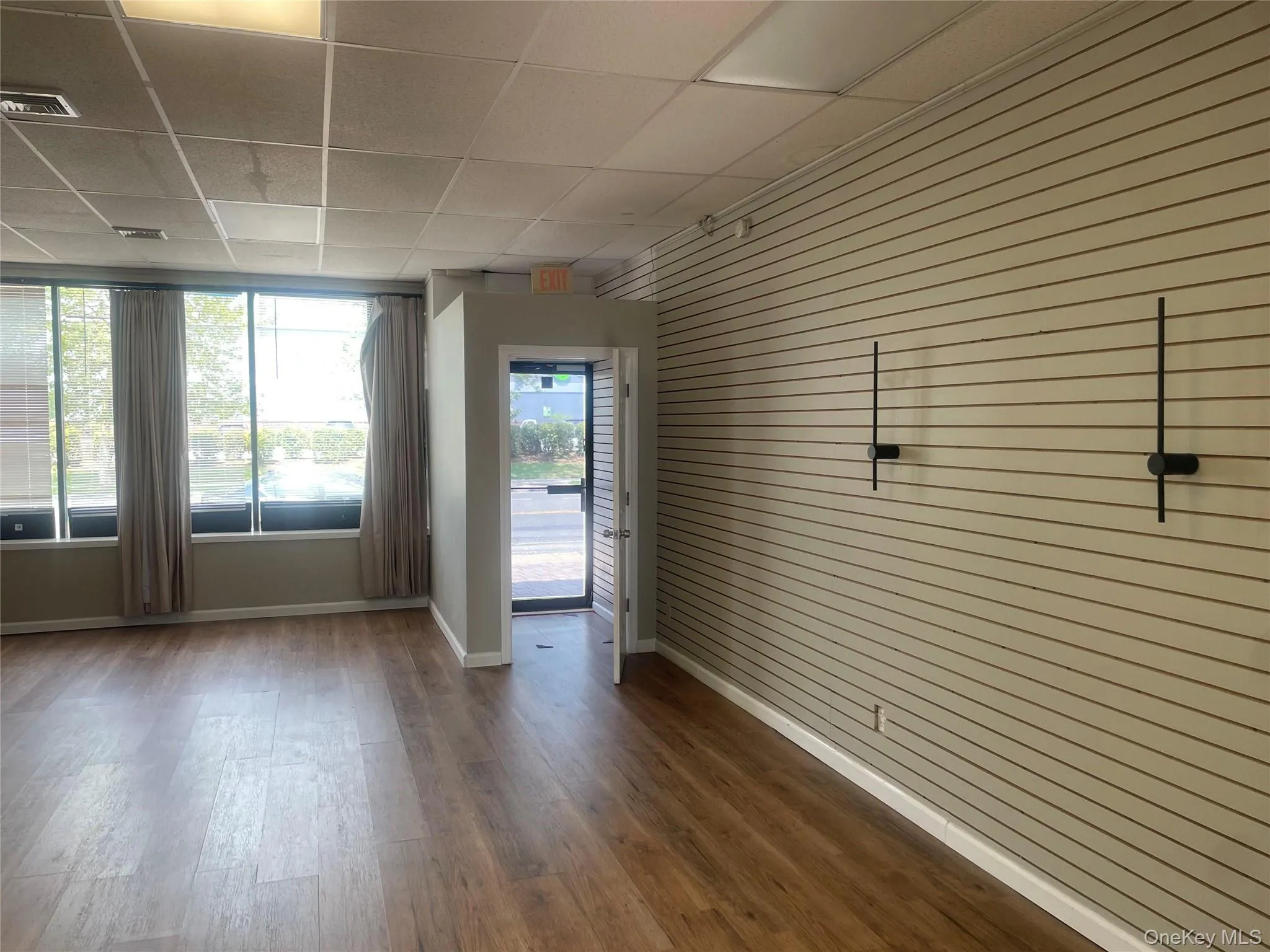 40 Motor Avenue, Oyster Bay, NY, ,Commercial Lease,For Rent,Motor,0,1033666 40 Motor Avenue, Oyster Bay, NY, ,Commercial Lease,For Rent,Motor,0,1033666