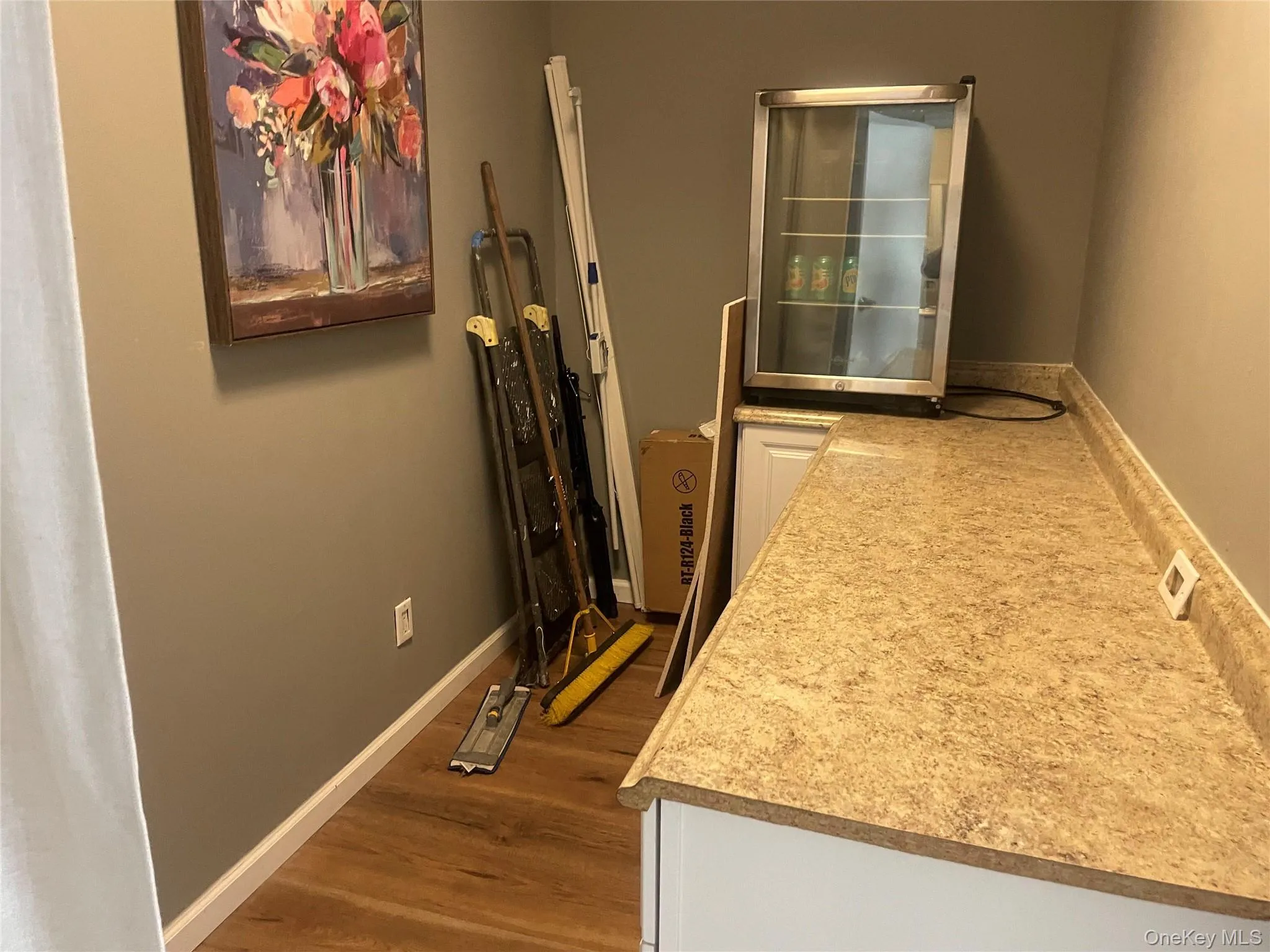 40 Motor Avenue, Oyster Bay, NY, ,Commercial Lease,For Rent,Motor,0,1033666 40 Motor Avenue, Oyster Bay, NY, ,Commercial Lease,For Rent,Motor,0,1033666