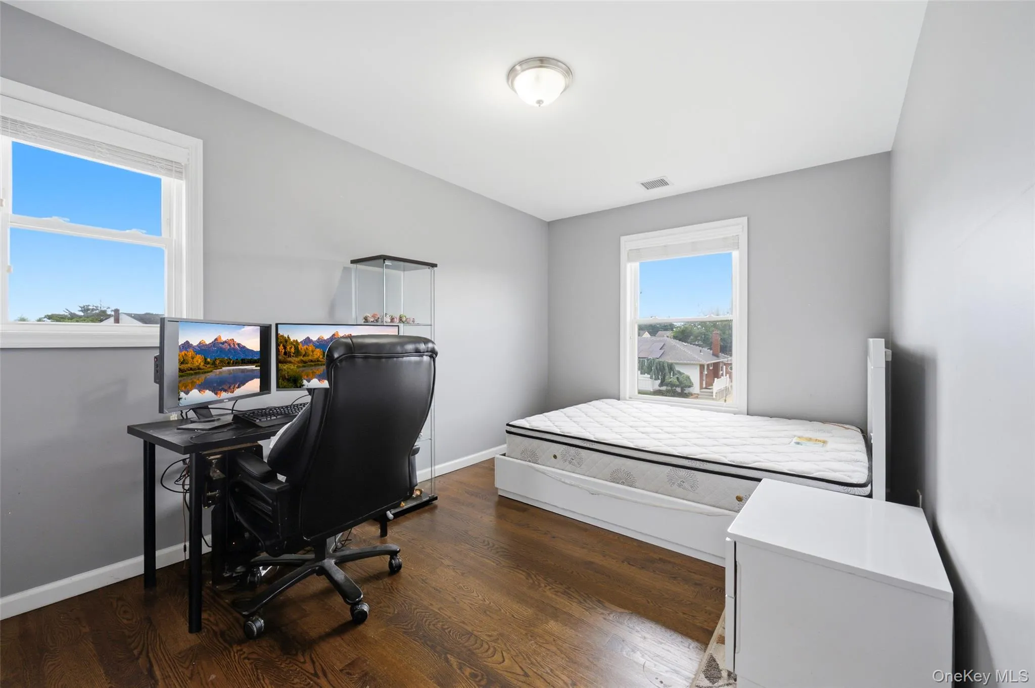 105 Wadsworth Avenue, Hempstead, NY, 5 Bedrooms Bedrooms, 6 Rooms Rooms,3 BathroomsBathrooms,Residential,For Rent,Wadsworth,0,1033668 105 Wadsworth Avenue, Hempstead, NY, 5 Bedrooms Bedrooms, 6 Rooms Rooms,3 BathroomsBathrooms,Residential,For Rent,Wadsworth,0,1033668