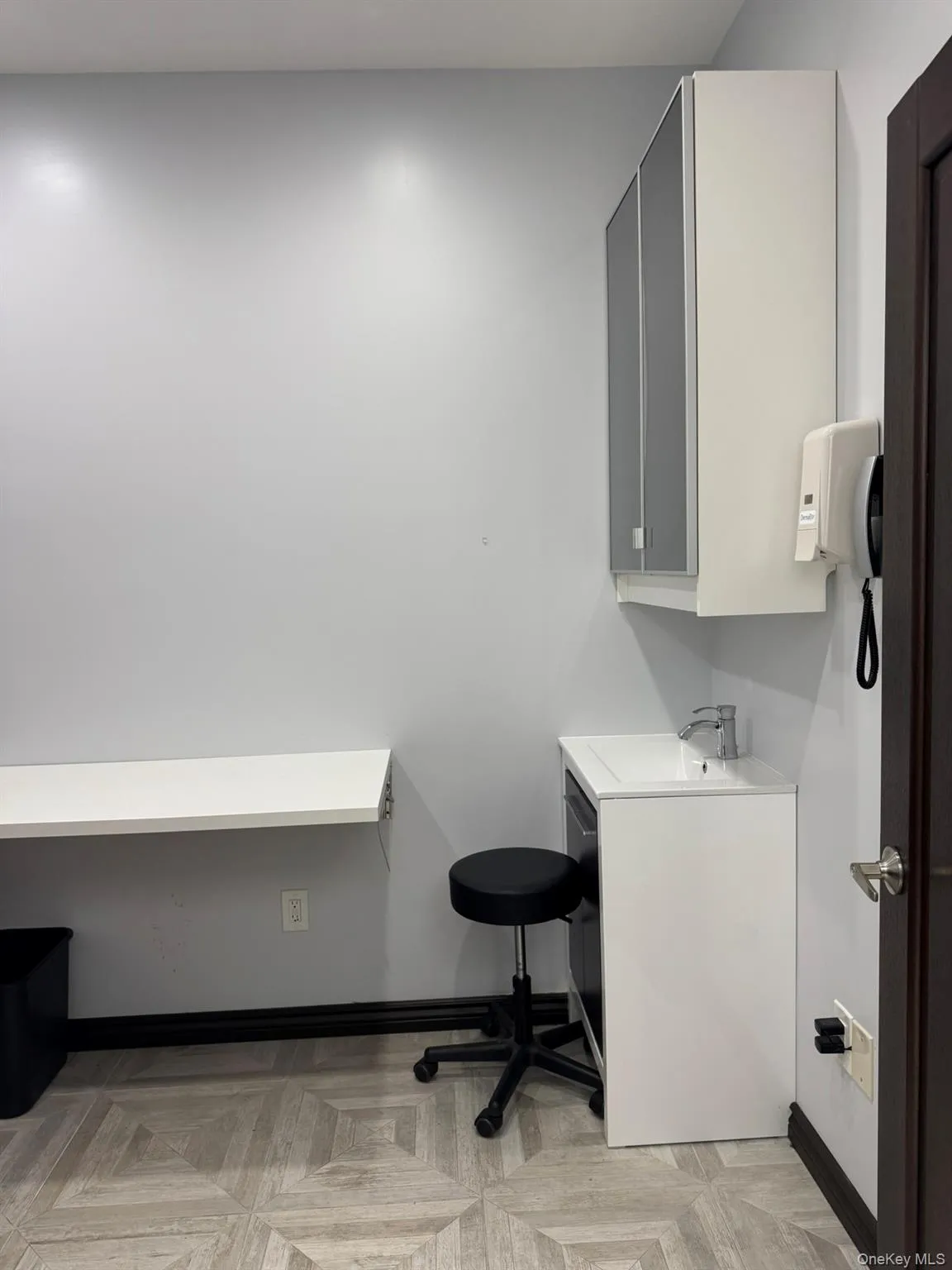7305 Metropolitan Avenue Metropolitan, New York, NY, ,Commercial Lease,For Rent,Metropolitan,0,1033669 7305 Metropolitan Avenue Metropolitan, New York, NY, ,Commercial Lease,For Rent,Metropolitan,0,1033669