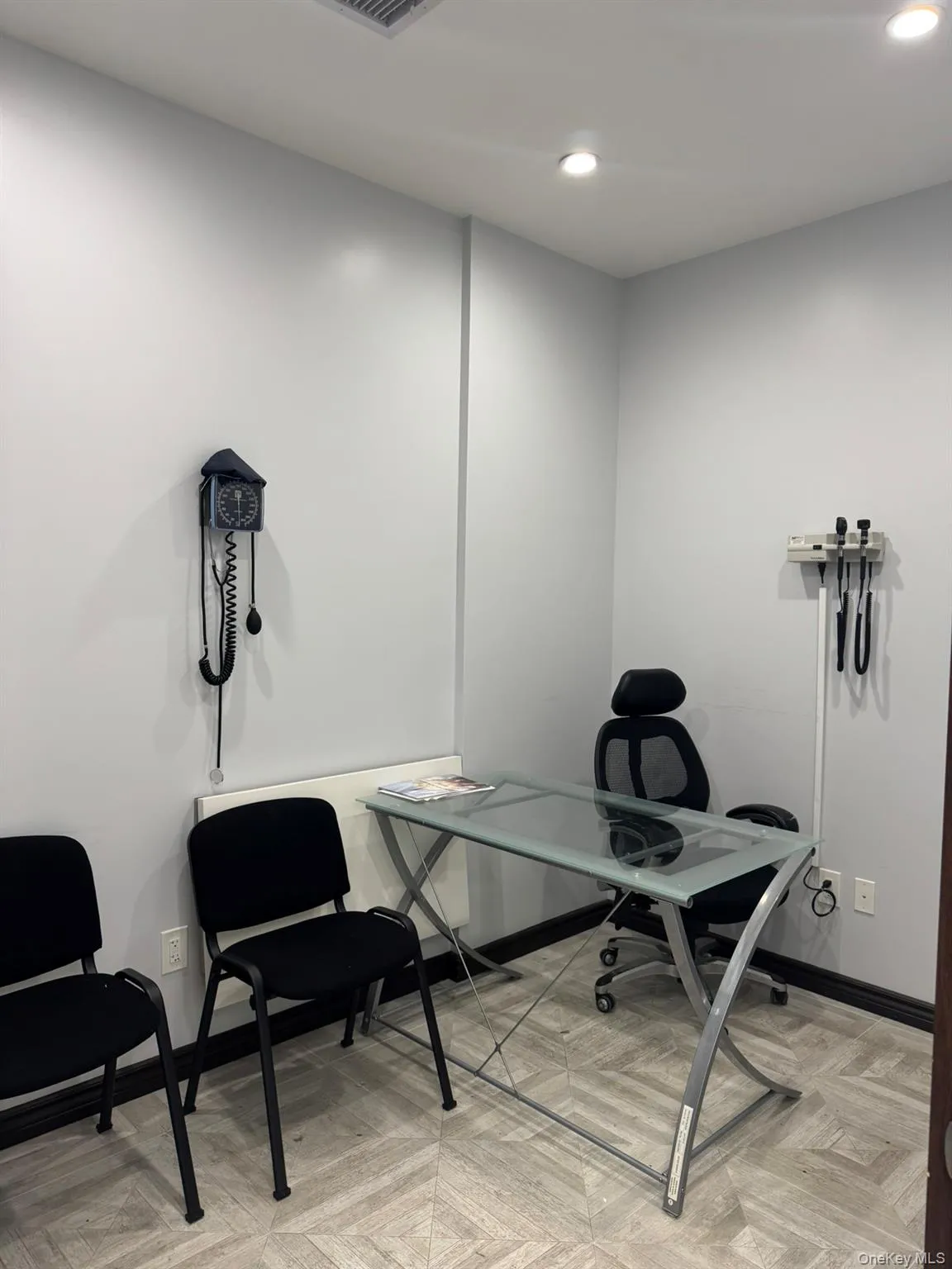 7305 Metropolitan Avenue Metropolitan, New York, NY, ,Commercial Lease,For Rent,Metropolitan,0,1033669 7305 Metropolitan Avenue Metropolitan, New York, NY, ,Commercial Lease,For Rent,Metropolitan,0,1033669
