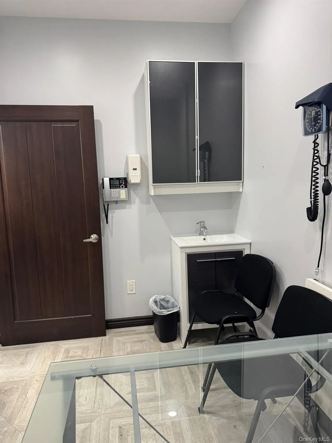 7305 Metropolitan Avenue Metropolitan, New York, NY, ,Commercial Lease,For Rent,Metropolitan,0,1033669 7305 Metropolitan Avenue Metropolitan, New York, NY, ,Commercial Lease,For Rent,Metropolitan,0,1033669