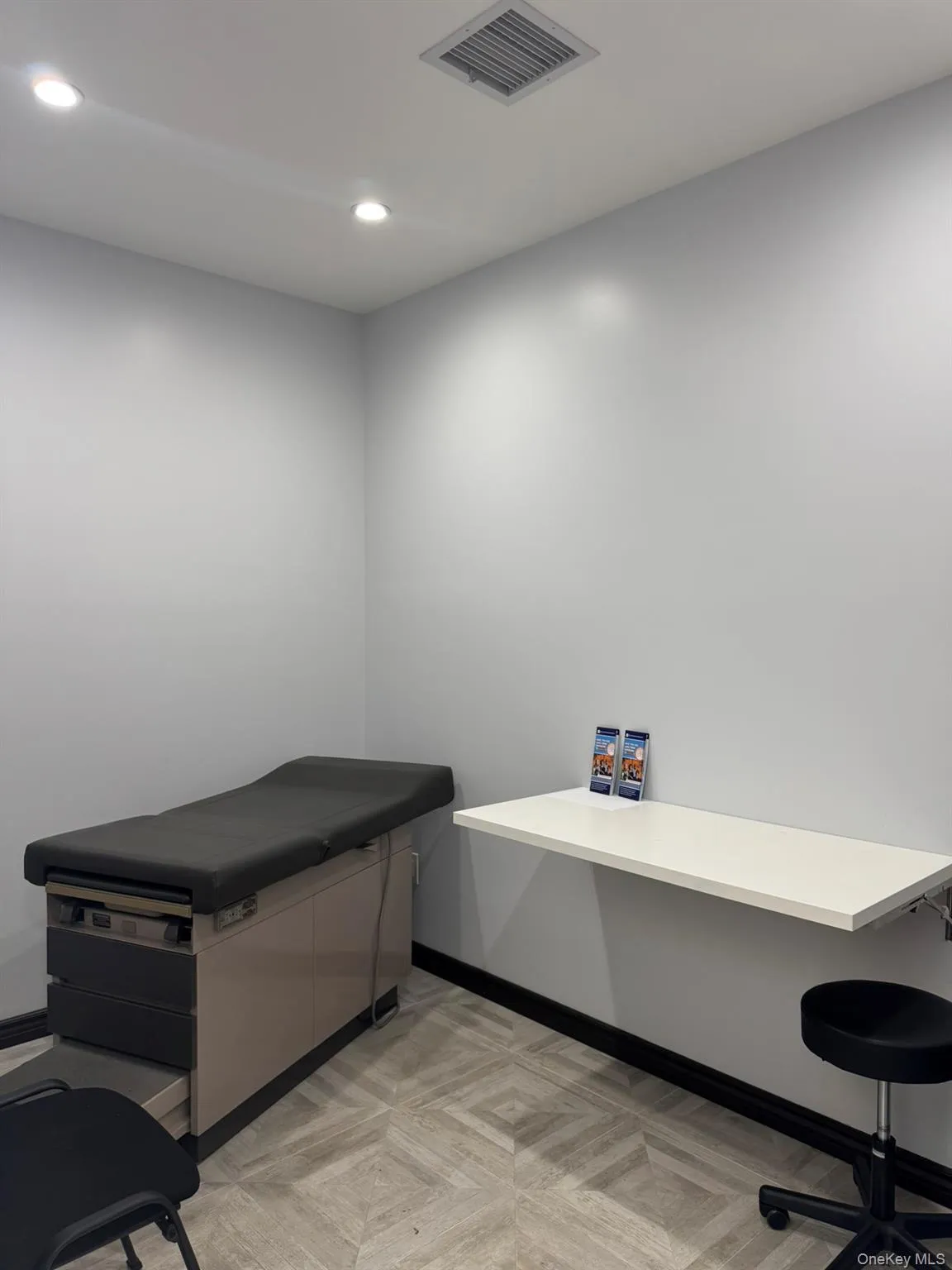 7305 Metropolitan Avenue Metropolitan, New York, NY, ,Commercial Lease,For Rent,Metropolitan,0,1033669 7305 Metropolitan Avenue Metropolitan, New York, NY, ,Commercial Lease,For Rent,Metropolitan,0,1033669