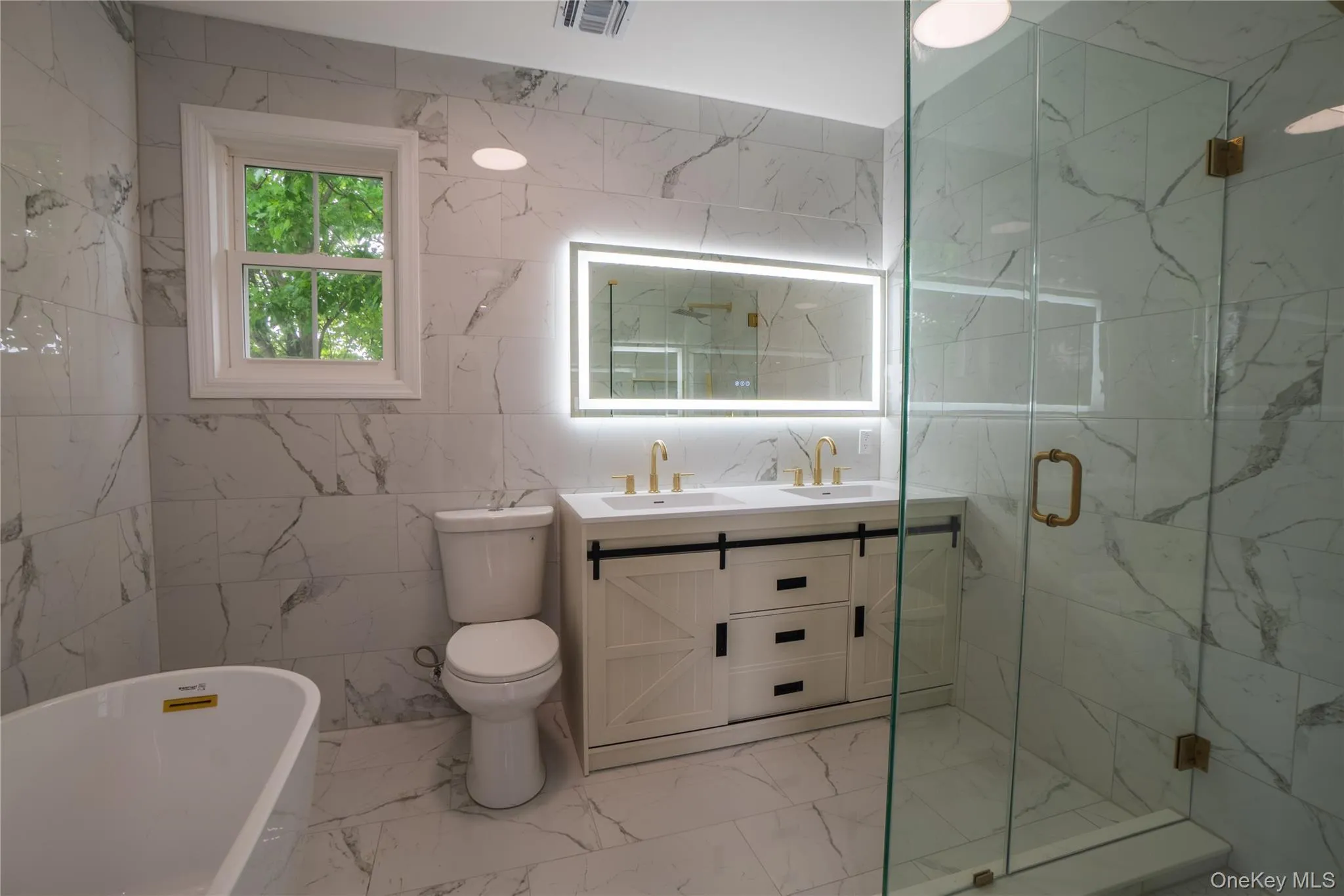 139 maple Avenue, Oyster Bay, NY, 5 Bedrooms Bedrooms, 9 Rooms Rooms,3 BathroomsBathrooms,Residential,For Rent,maple,0,1033671 139 maple Avenue, Oyster Bay, NY, 5 Bedrooms Bedrooms, 9 Rooms Rooms,3 BathroomsBathrooms,Residential,For Rent,maple,0,1033671