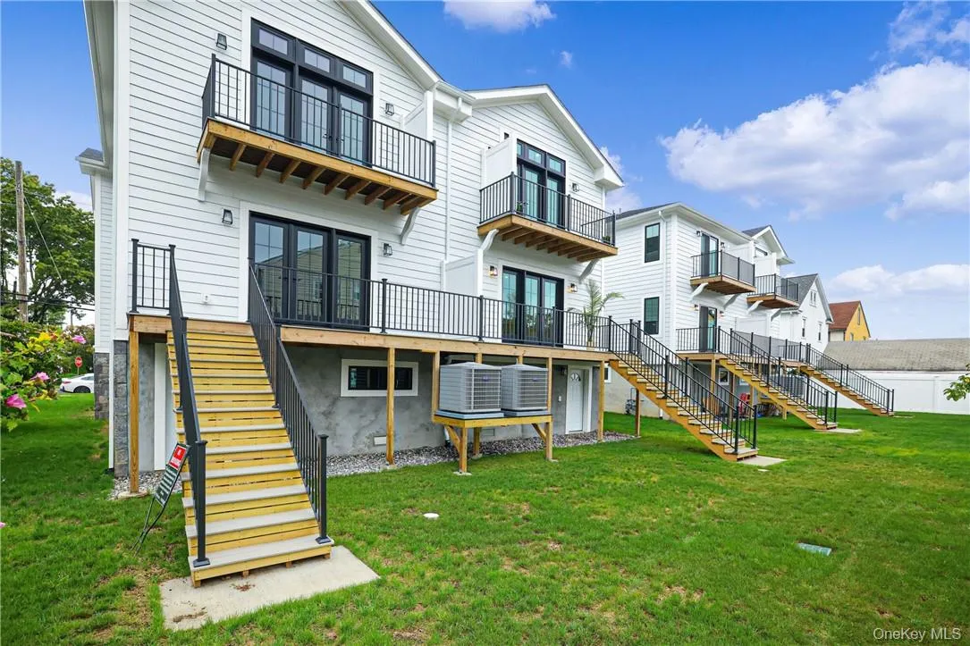 59 Nelson Avenue, Harrison, NY, 3 Bedrooms Bedrooms, 5 Rooms Rooms,3 BathroomsBathrooms,Residential Lease,For Rent,Nelson,0,1033678 59 Nelson Avenue, Harrison, NY, 3 Bedrooms Bedrooms, 5 Rooms Rooms,3 BathroomsBathrooms,Residential Lease,For Rent,Nelson,0,1033678