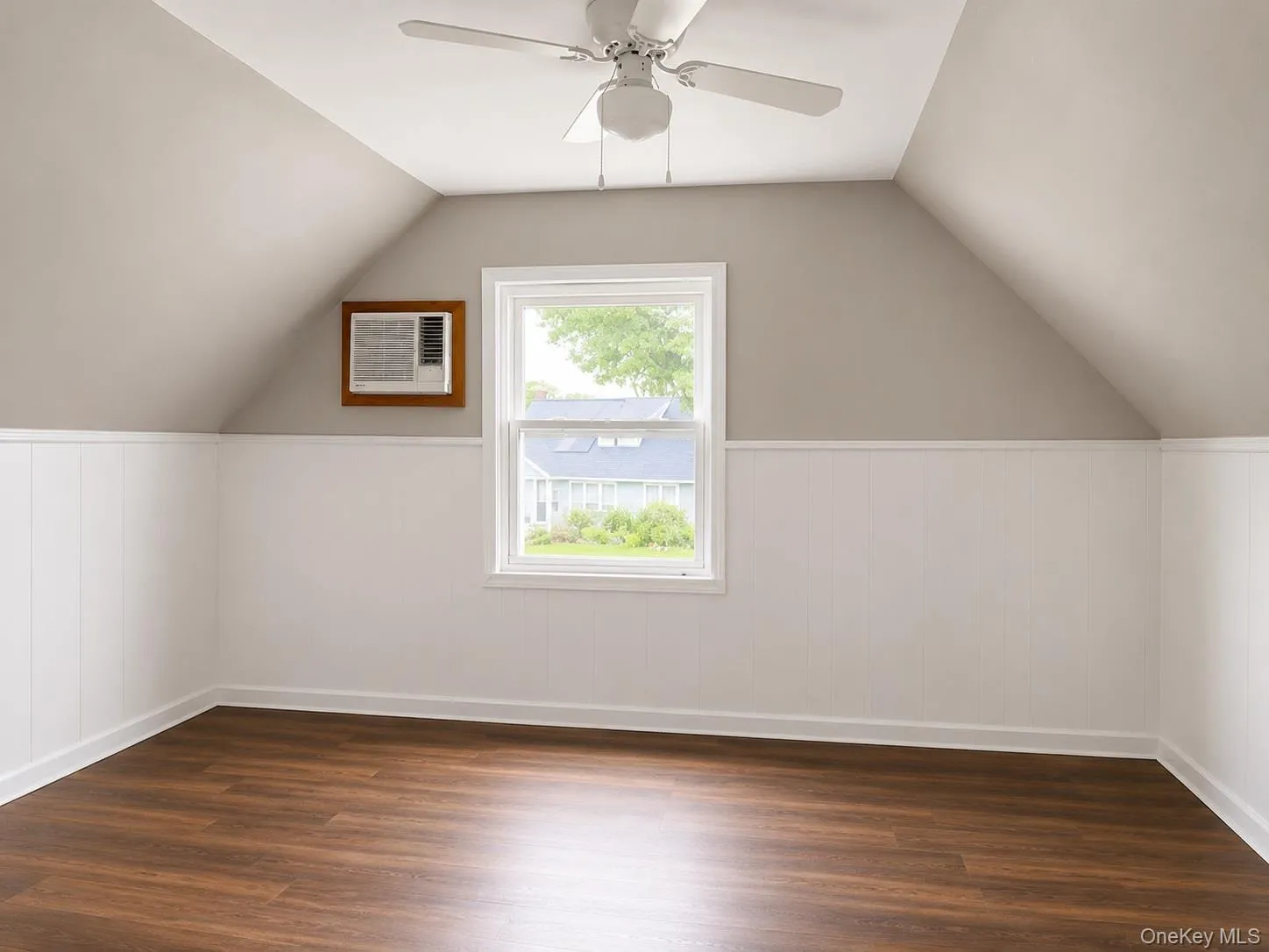 7 Mindy Lane, Oyster Bay, NY, 4 Bedrooms Bedrooms, 7 Rooms Rooms,2 BathroomsBathrooms,Residential Lease,For Rent,Mindy,0,1033680 7 Mindy Lane, Oyster Bay, NY, 4 Bedrooms Bedrooms, 7 Rooms Rooms,2 BathroomsBathrooms,Residential Lease,For Rent,Mindy,0,1033680