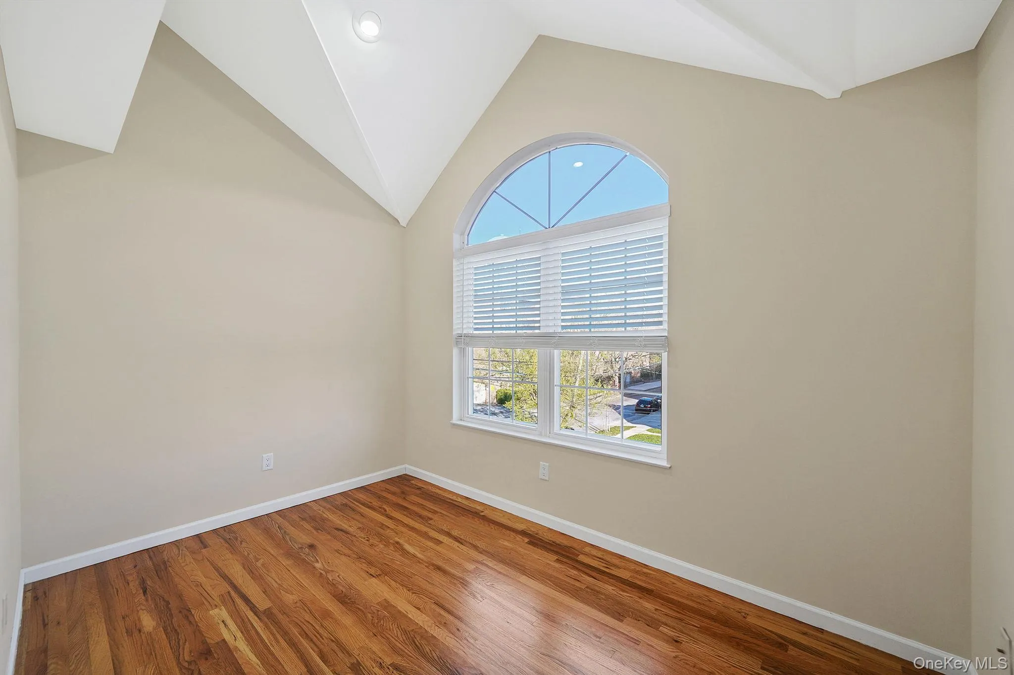 123 Clinton, North Hempstead, NY, 3 Bedrooms Bedrooms, 10 Rooms Rooms,2 BathroomsBathrooms,Residential Lease,For Rent,Clinton,0,1033684 123 Clinton, North Hempstead, NY, 3 Bedrooms Bedrooms, 10 Rooms Rooms,2 BathroomsBathrooms,Residential Lease,For Rent,Clinton,0,1033684