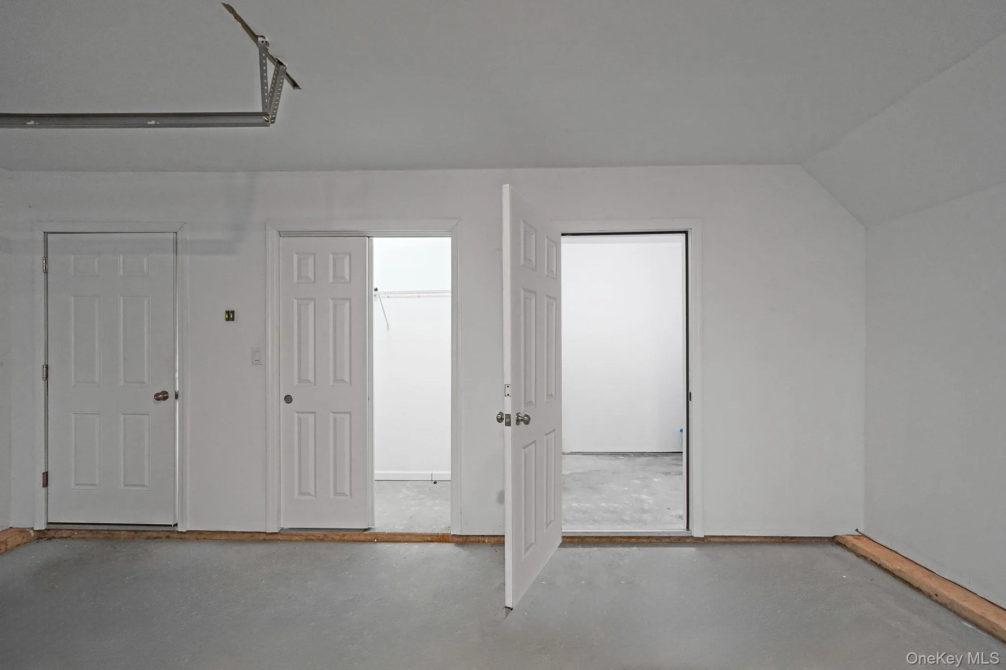 123 Clinton, North Hempstead, NY, 3 Bedrooms Bedrooms, 10 Rooms Rooms,2 BathroomsBathrooms,Residential Lease,For Rent,Clinton,0,1033684 123 Clinton, North Hempstead, NY, 3 Bedrooms Bedrooms, 10 Rooms Rooms,2 BathroomsBathrooms,Residential Lease,For Rent,Clinton,0,1033684
