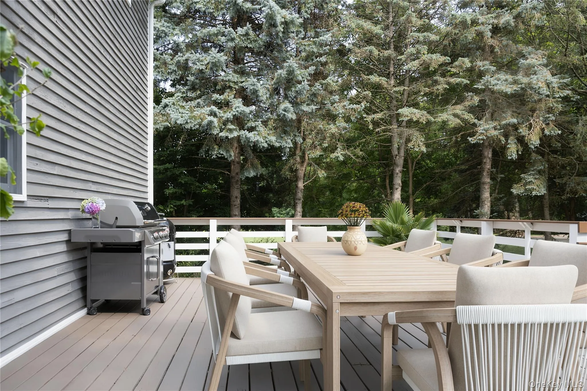 Back deck dining area Back deck dining area