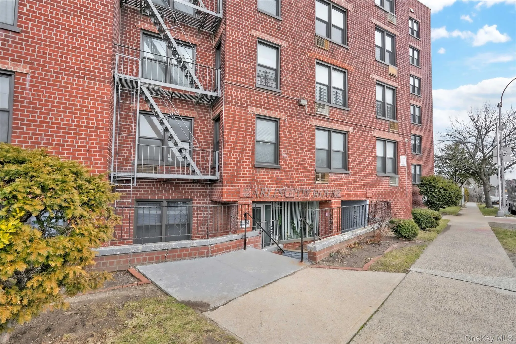 108-05 Astoria Boulevard, New York, NY, 1 Bedroom Bedrooms, 4 Rooms Rooms,1 BathroomBathrooms,Residential,For Rent,Astoria,0,1033693 108-05 Astoria Boulevard, New York, NY, 1 Bedroom Bedrooms, 4 Rooms Rooms,1 BathroomBathrooms,Residential,For Rent,Astoria,0,1033693