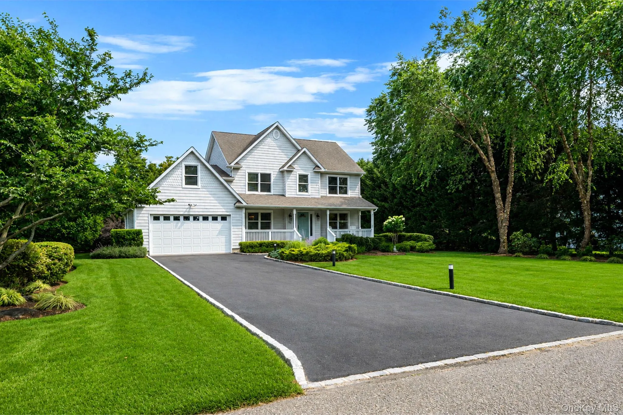 26 River Avenue, Southampton, NY, 4 Bedrooms Bedrooms, 18 Rooms Rooms,3 BathroomsBathrooms,Residential,For Rent,River,0,1033696 26 River Avenue, Southampton, NY, 4 Bedrooms Bedrooms, 18 Rooms Rooms,3 BathroomsBathrooms,Residential,For Rent,River,0,1033696