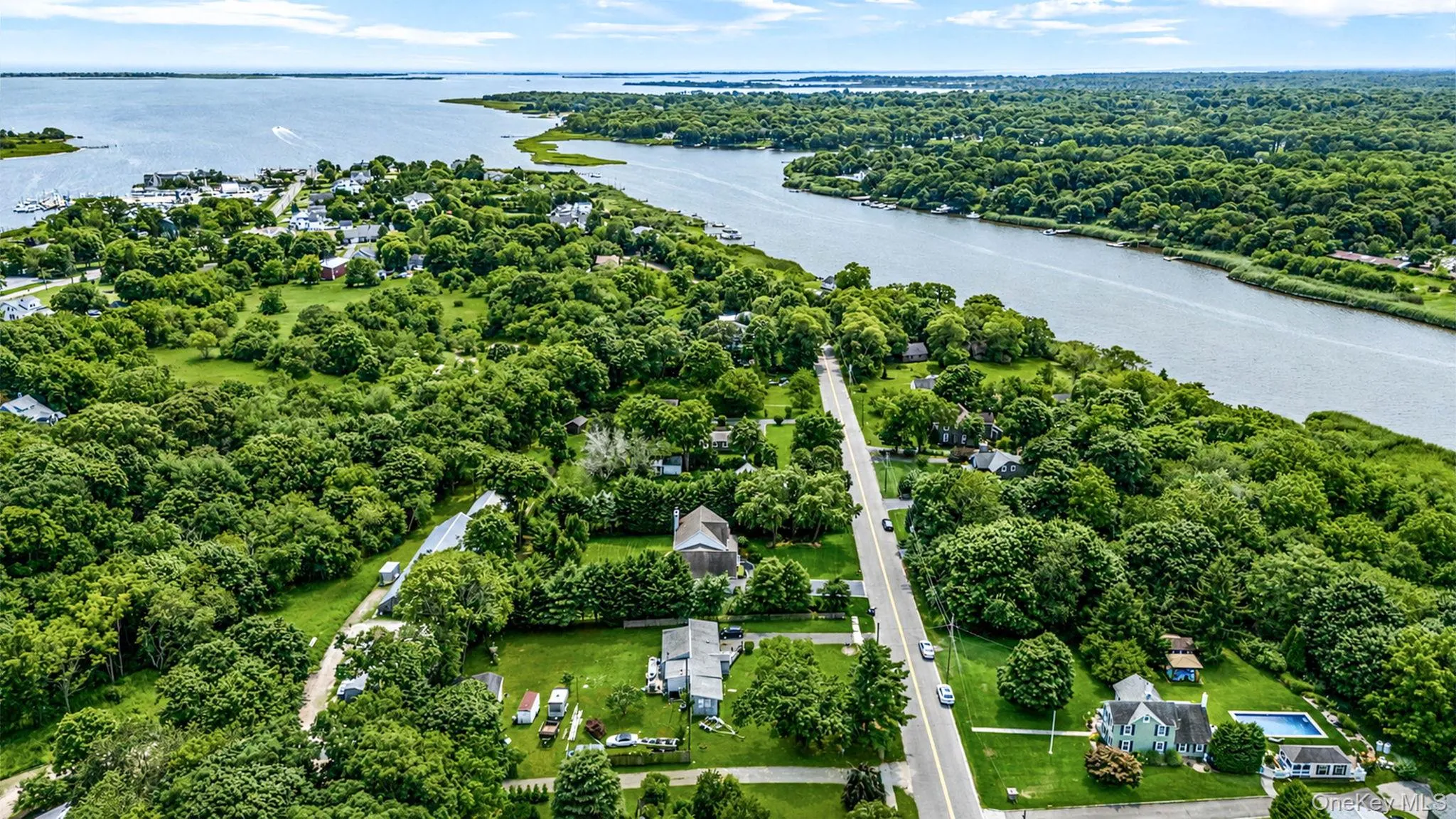 26 River Avenue, Southampton, NY, 4 Bedrooms Bedrooms, 18 Rooms Rooms,3 BathroomsBathrooms,Residential,For Rent,River,0,1033696 26 River Avenue, Southampton, NY, 4 Bedrooms Bedrooms, 18 Rooms Rooms,3 BathroomsBathrooms,Residential,For Rent,River,0,1033696