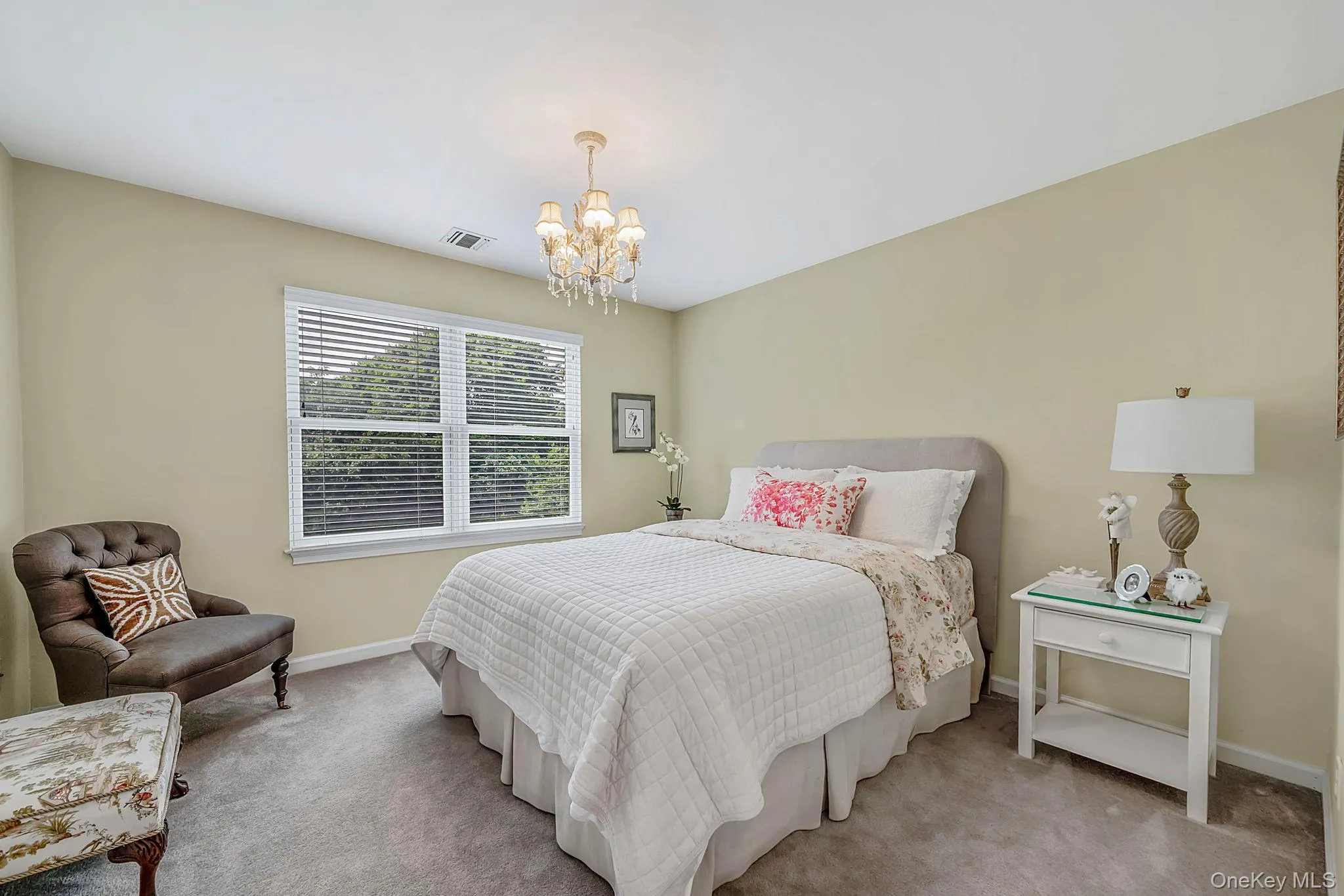 26 River Avenue, Southampton, NY, 4 Bedrooms Bedrooms, 18 Rooms Rooms,3 BathroomsBathrooms,Residential,For Rent,River,0,1033696 26 River Avenue, Southampton, NY, 4 Bedrooms Bedrooms, 18 Rooms Rooms,3 BathroomsBathrooms,Residential,For Rent,River,0,1033696