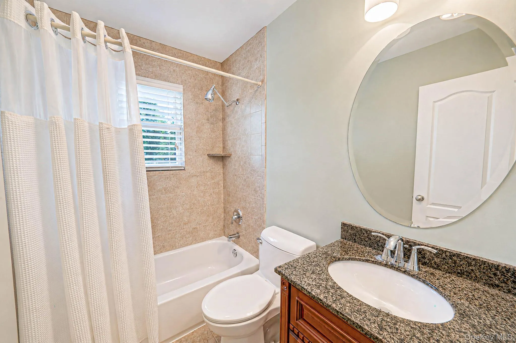 26 River Avenue, Southampton, NY, 4 Bedrooms Bedrooms, 18 Rooms Rooms,3 BathroomsBathrooms,Residential,For Rent,River,0,1033696 26 River Avenue, Southampton, NY, 4 Bedrooms Bedrooms, 18 Rooms Rooms,3 BathroomsBathrooms,Residential,For Rent,River,0,1033696