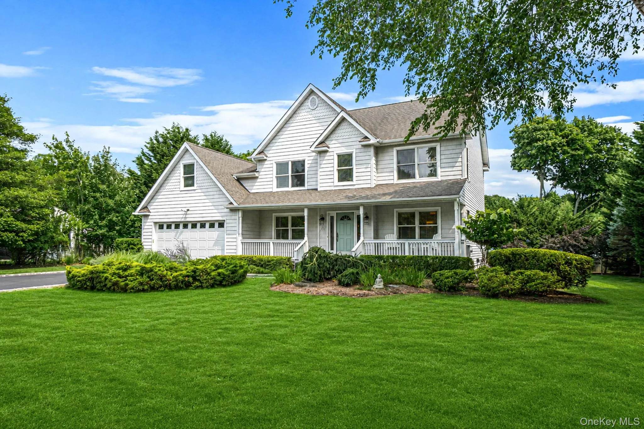 26 River Avenue, Southampton, NY, 4 Bedrooms Bedrooms, 18 Rooms Rooms,3 BathroomsBathrooms,Residential,For Rent,River,0,1033696 26 River Avenue, Southampton, NY, 4 Bedrooms Bedrooms, 18 Rooms Rooms,3 BathroomsBathrooms,Residential,For Rent,River,0,1033696