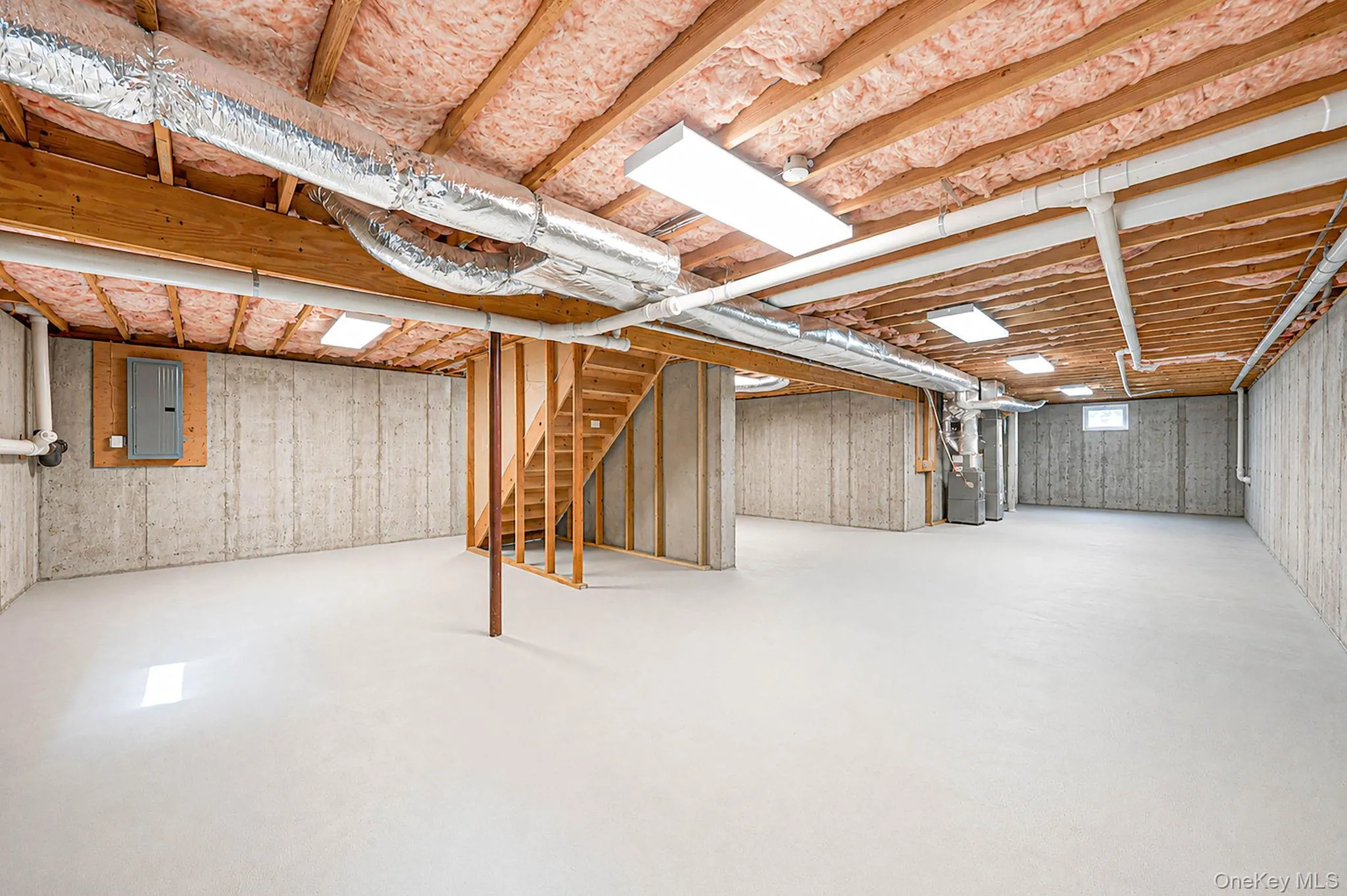 26 River Avenue, Southampton, NY, 4 Bedrooms Bedrooms, 18 Rooms Rooms,3 BathroomsBathrooms,Residential,For Rent,River,0,1033696 26 River Avenue, Southampton, NY, 4 Bedrooms Bedrooms, 18 Rooms Rooms,3 BathroomsBathrooms,Residential,For Rent,River,0,1033696