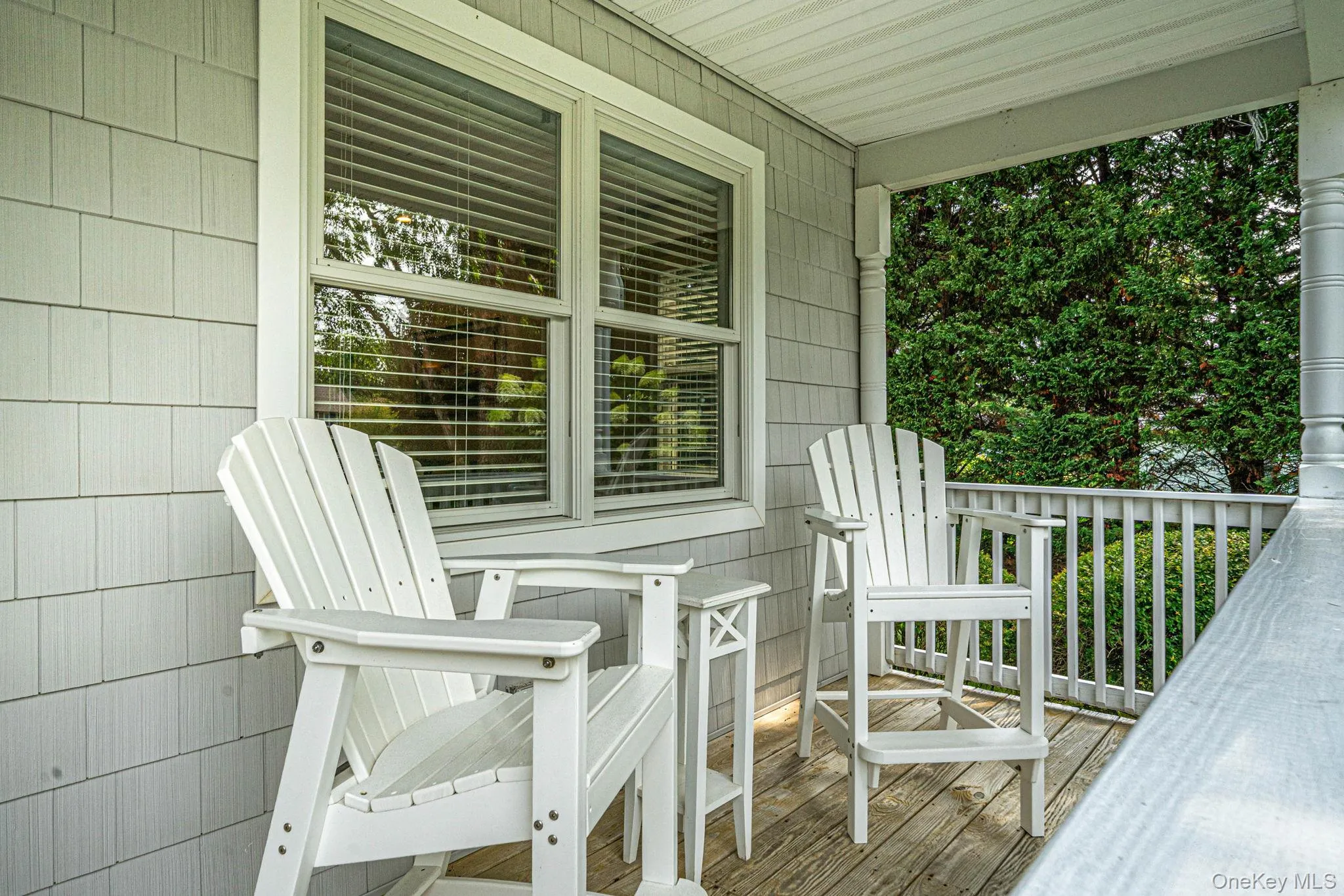 26 River Avenue, Southampton, NY, 4 Bedrooms Bedrooms, 18 Rooms Rooms,3 BathroomsBathrooms,Residential,For Rent,River,0,1033696 26 River Avenue, Southampton, NY, 4 Bedrooms Bedrooms, 18 Rooms Rooms,3 BathroomsBathrooms,Residential,For Rent,River,0,1033696