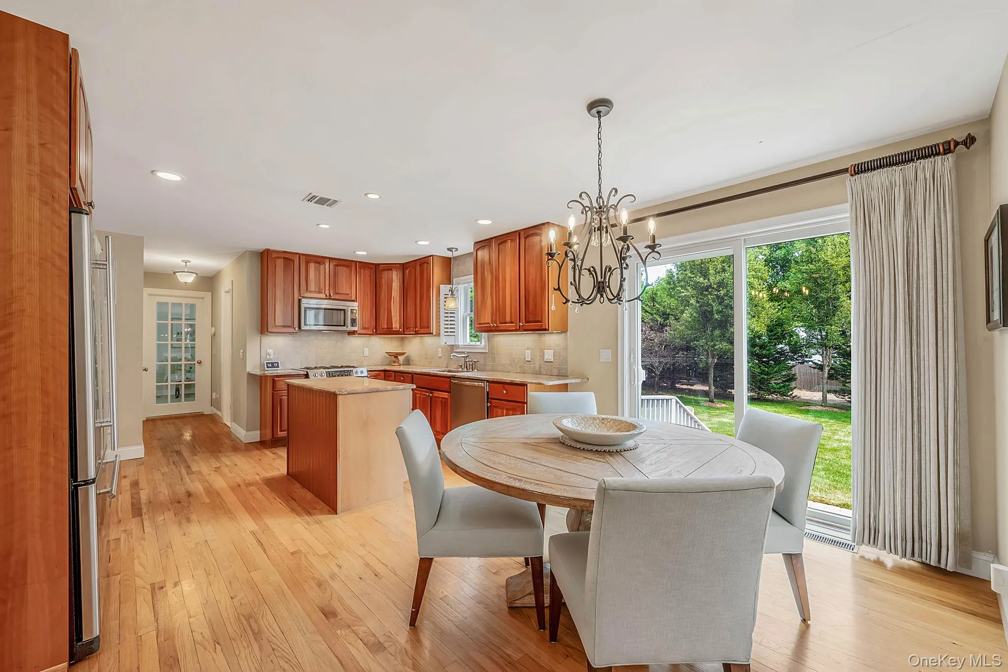 26 River Avenue, Southampton, NY, 4 Bedrooms Bedrooms, 18 Rooms Rooms,3 BathroomsBathrooms,Residential,For Rent,River,0,1033696 26 River Avenue, Southampton, NY, 4 Bedrooms Bedrooms, 18 Rooms Rooms,3 BathroomsBathrooms,Residential,For Rent,River,0,1033696