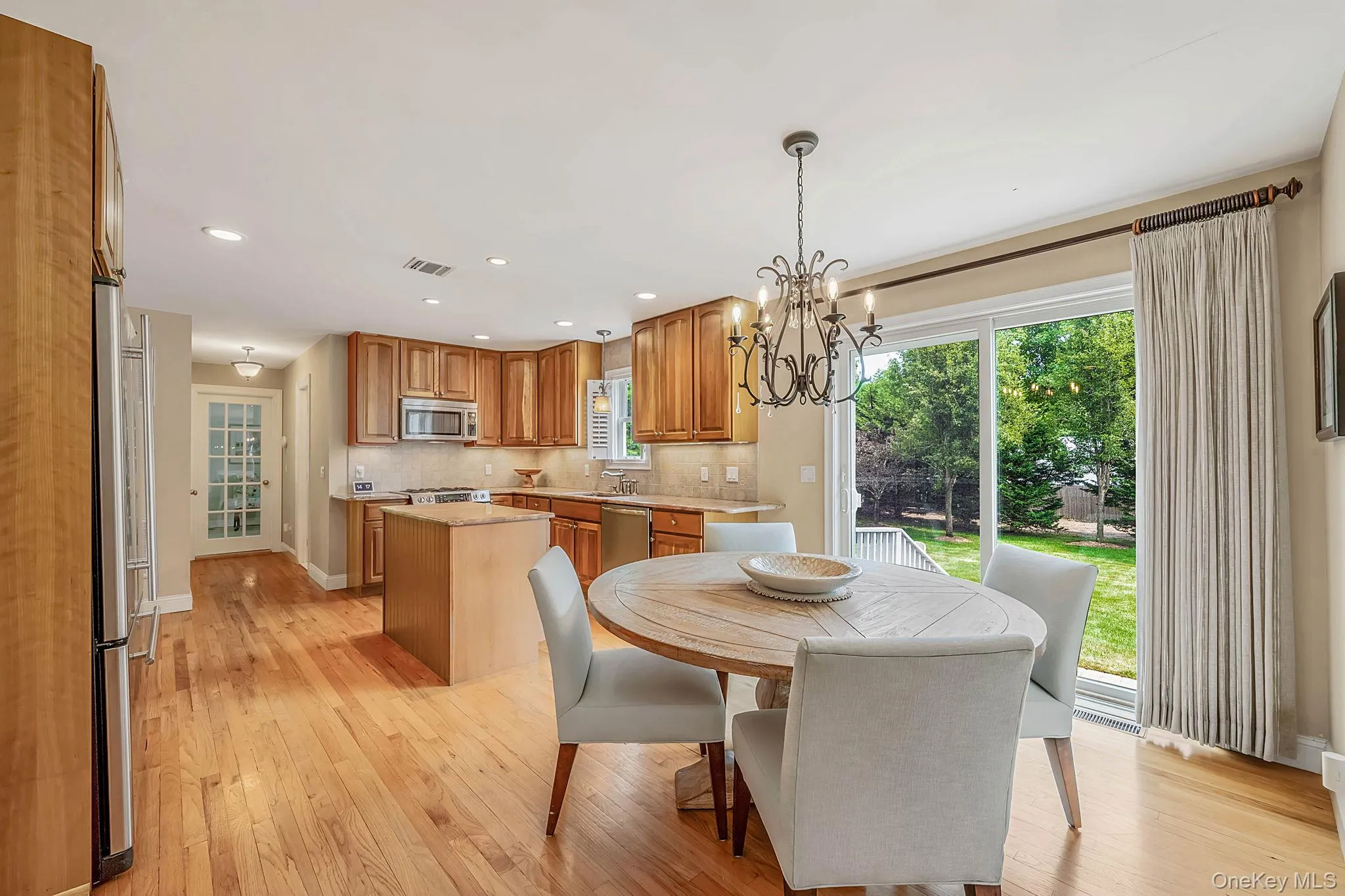 26 River Avenue, Southampton, NY, 4 Bedrooms Bedrooms, 18 Rooms Rooms,3 BathroomsBathrooms,Residential,For Rent,River,0,1033696 26 River Avenue, Southampton, NY, 4 Bedrooms Bedrooms, 18 Rooms Rooms,3 BathroomsBathrooms,Residential,For Rent,River,0,1033696