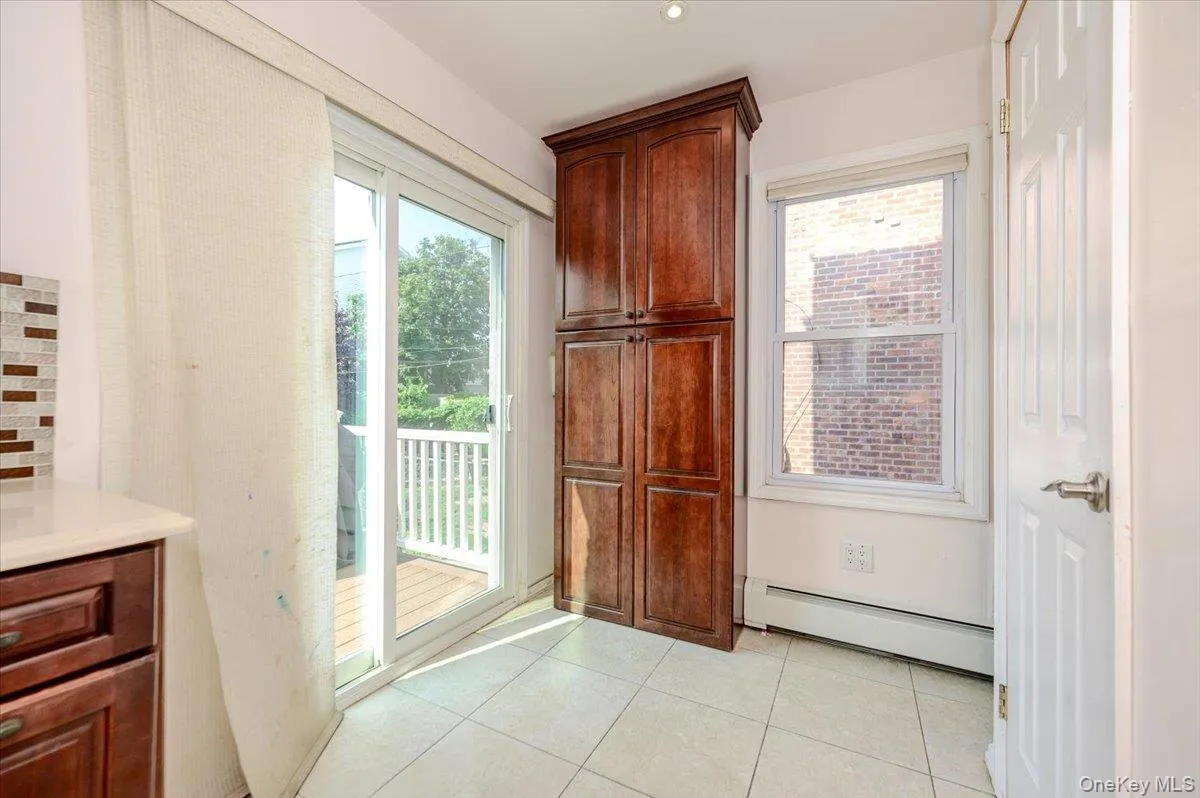 516 Market Street, Long Beach, NY, 3 Bedrooms Bedrooms, 6 Rooms Rooms,2 BathroomsBathrooms,Residential,For Rent,Market,0,1033697 516 Market Street, Long Beach, NY, 3 Bedrooms Bedrooms, 6 Rooms Rooms,2 BathroomsBathrooms,Residential,For Rent,Market,0,1033697