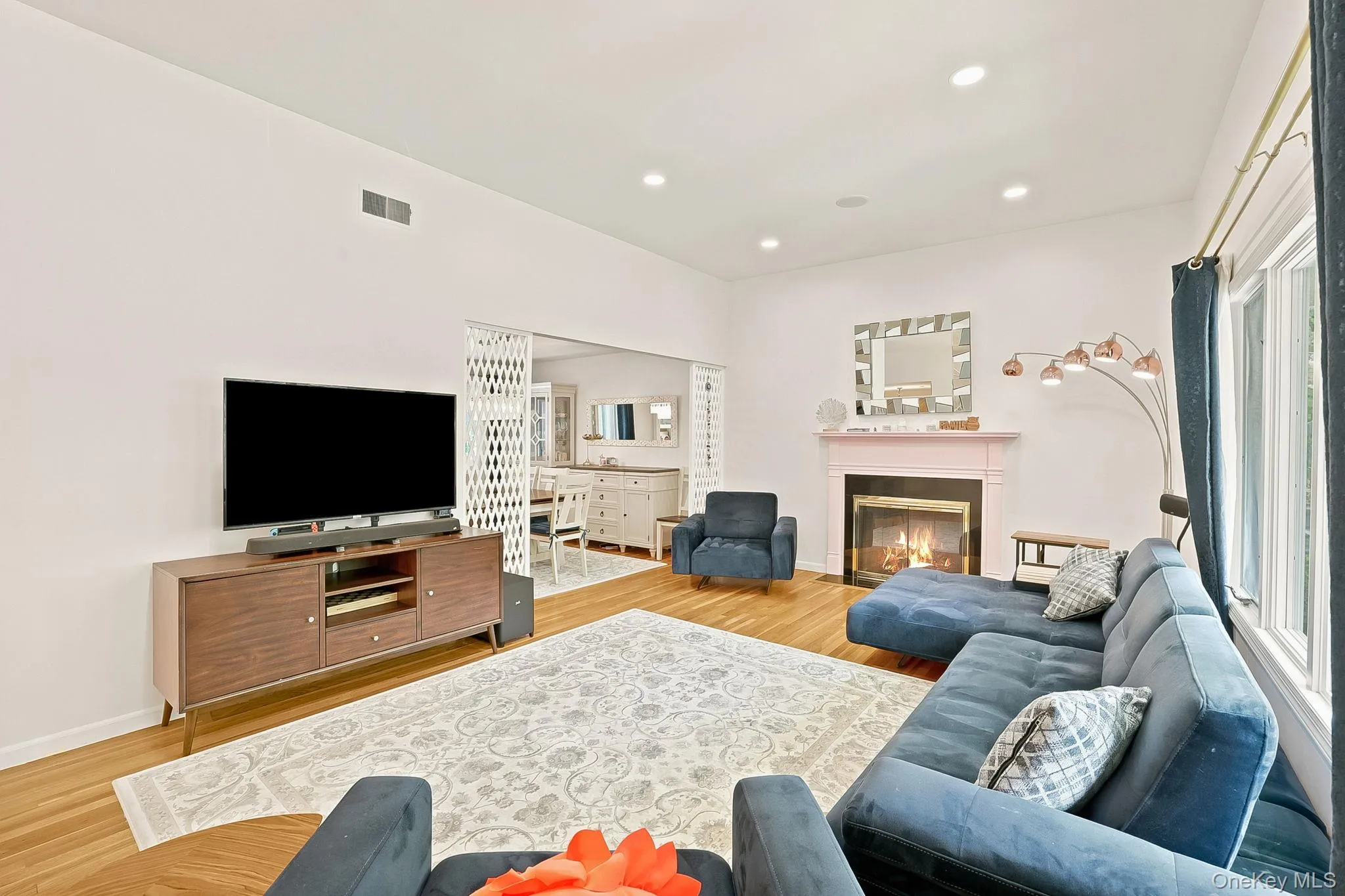 80 Hickory Hill Drive, Greenburgh, NY, 4 Bedrooms Bedrooms, 13 Rooms Rooms,3 BathroomsBathrooms,Residential Lease,For Rent,Hickory Hill Drive,0,1033702 80 Hickory Hill Drive, Greenburgh, NY, 4 Bedrooms Bedrooms, 13 Rooms Rooms,3 BathroomsBathrooms,Residential Lease,For Rent,Hickory Hill Drive,0,1033702