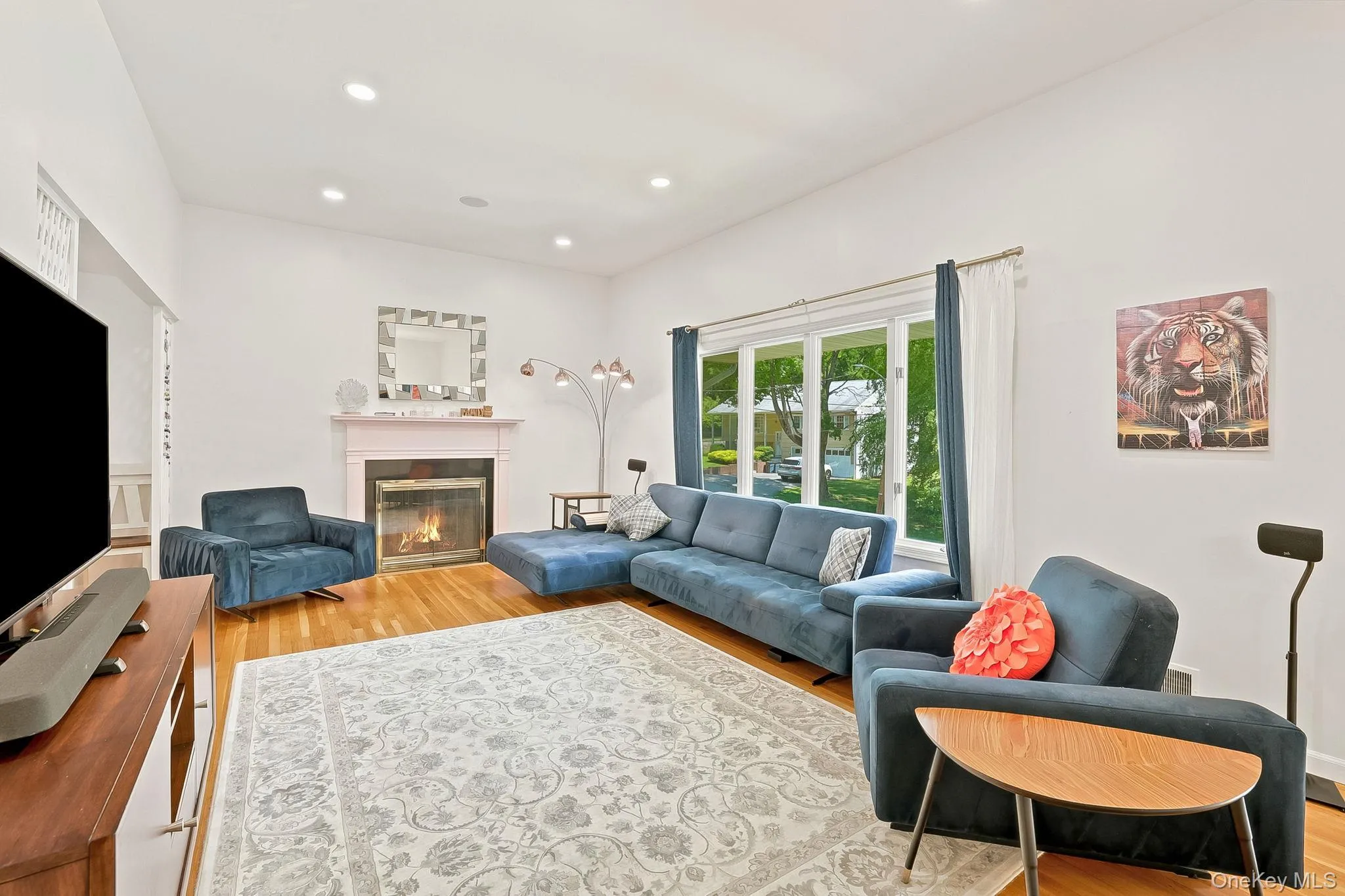 80 Hickory Hill Drive, Greenburgh, NY, 4 Bedrooms Bedrooms, 13 Rooms Rooms,3 BathroomsBathrooms,Residential Lease,For Rent,Hickory Hill Drive,0,1033702 80 Hickory Hill Drive, Greenburgh, NY, 4 Bedrooms Bedrooms, 13 Rooms Rooms,3 BathroomsBathrooms,Residential Lease,For Rent,Hickory Hill Drive,0,1033702