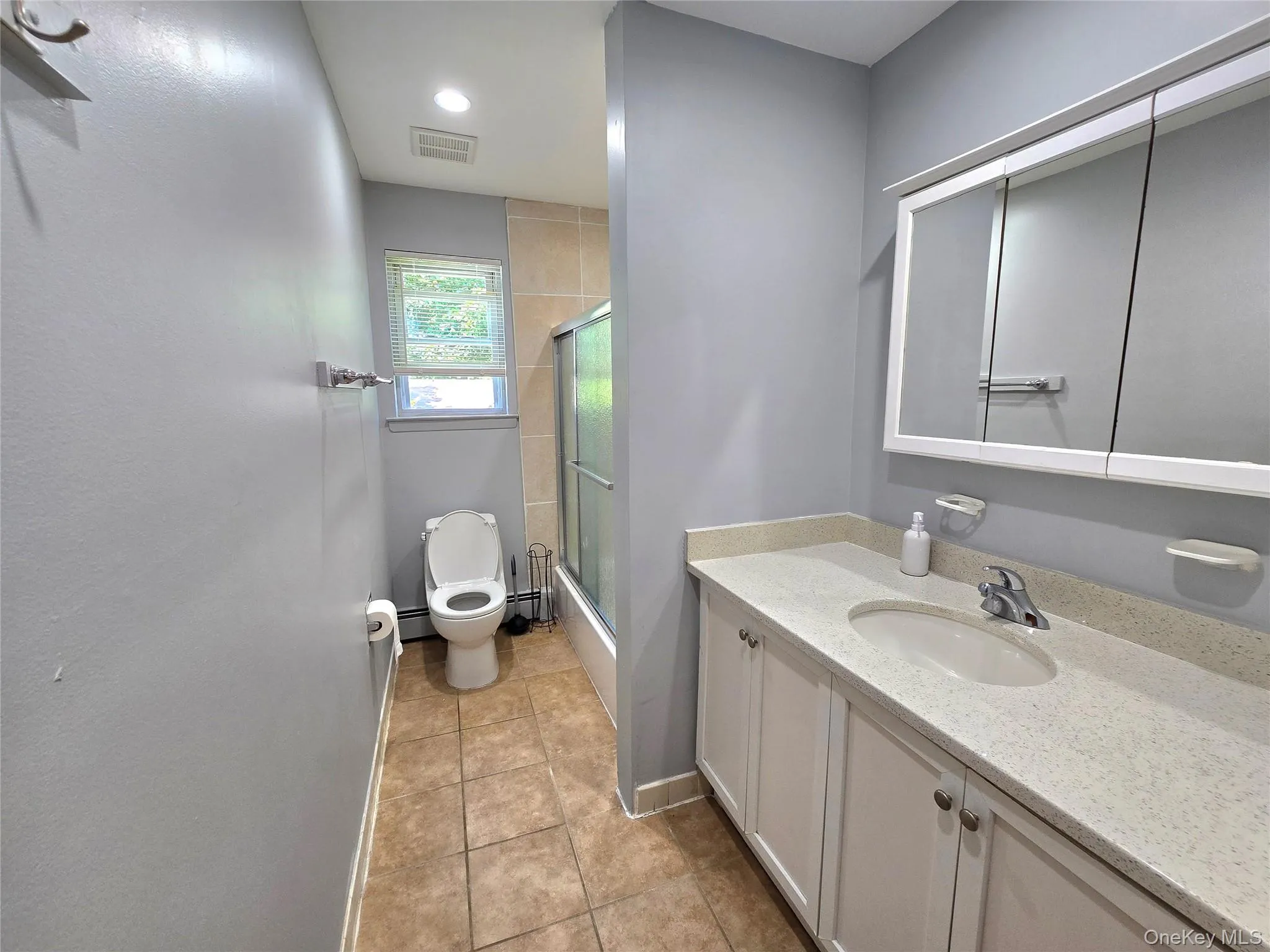 95 Valentine Avenue, Glen Cove, NY, 3 Bedrooms Bedrooms, 8 Rooms Rooms,1 BathroomBathrooms,Residential Lease,For Rent,Valentine,0,1033707 95 Valentine Avenue, Glen Cove, NY, 3 Bedrooms Bedrooms, 8 Rooms Rooms,1 BathroomBathrooms,Residential Lease,For Rent,Valentine,0,1033707