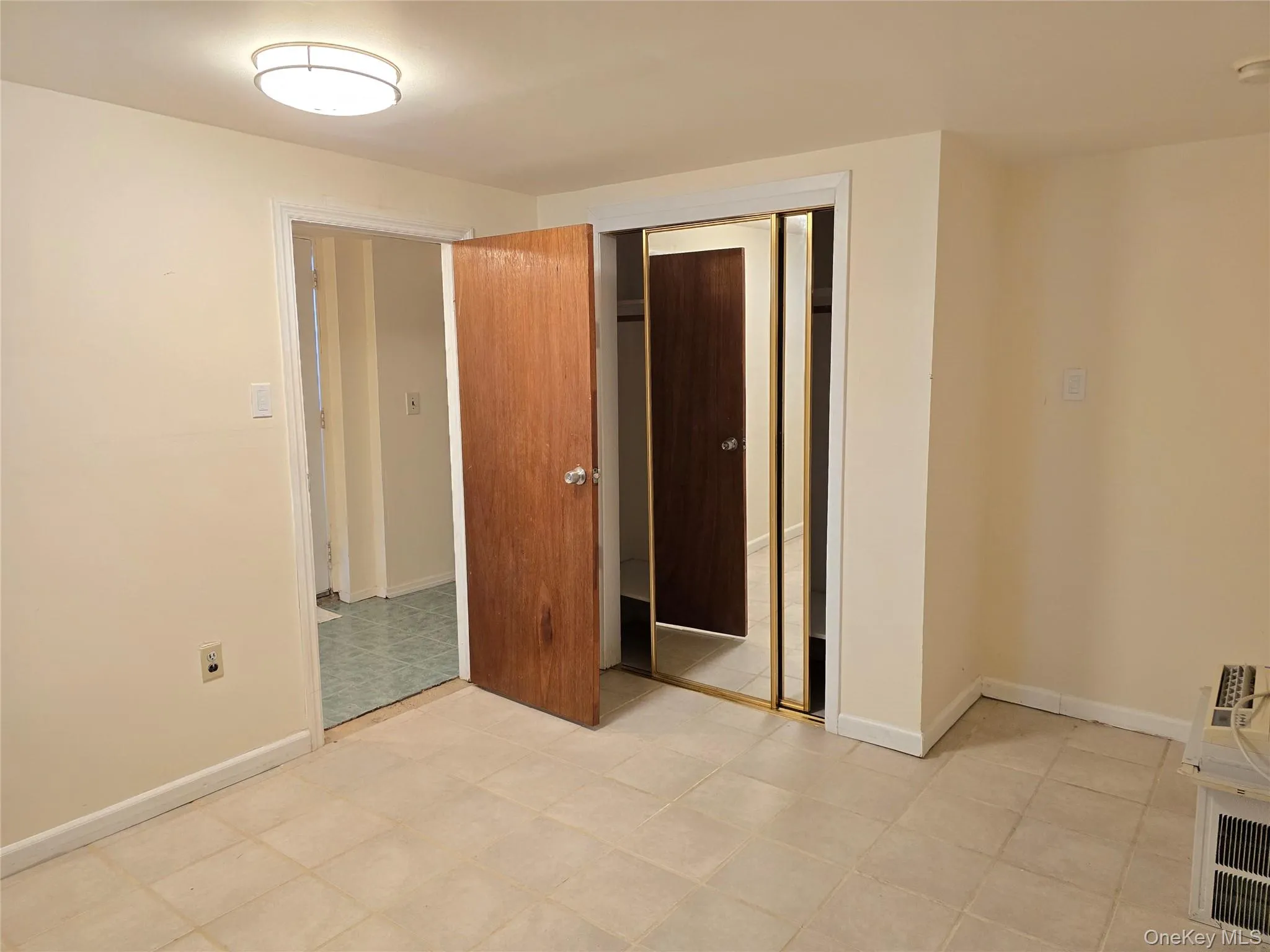 95 Valentine Avenue, Glen Cove, NY, 3 Bedrooms Bedrooms, 8 Rooms Rooms,1 BathroomBathrooms,Residential Lease,For Rent,Valentine,0,1033707 95 Valentine Avenue, Glen Cove, NY, 3 Bedrooms Bedrooms, 8 Rooms Rooms,1 BathroomBathrooms,Residential Lease,For Rent,Valentine,0,1033707