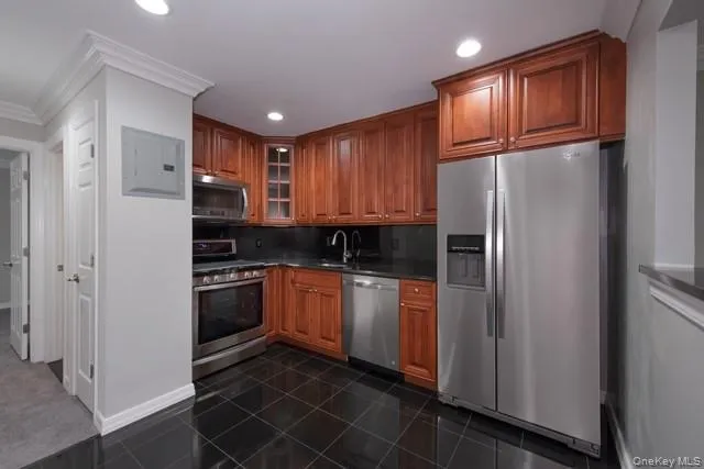 14 Nottingham Place, Brookhaven, NY, 1 Bedroom Bedrooms, 4 Rooms Rooms,1 BathroomBathrooms,Residential Lease,For Rent,Nottingham,0,1033715 14 Nottingham Place, Brookhaven, NY, 1 Bedroom Bedrooms, 4 Rooms Rooms,1 BathroomBathrooms,Residential Lease,For Rent,Nottingham,0,1033715