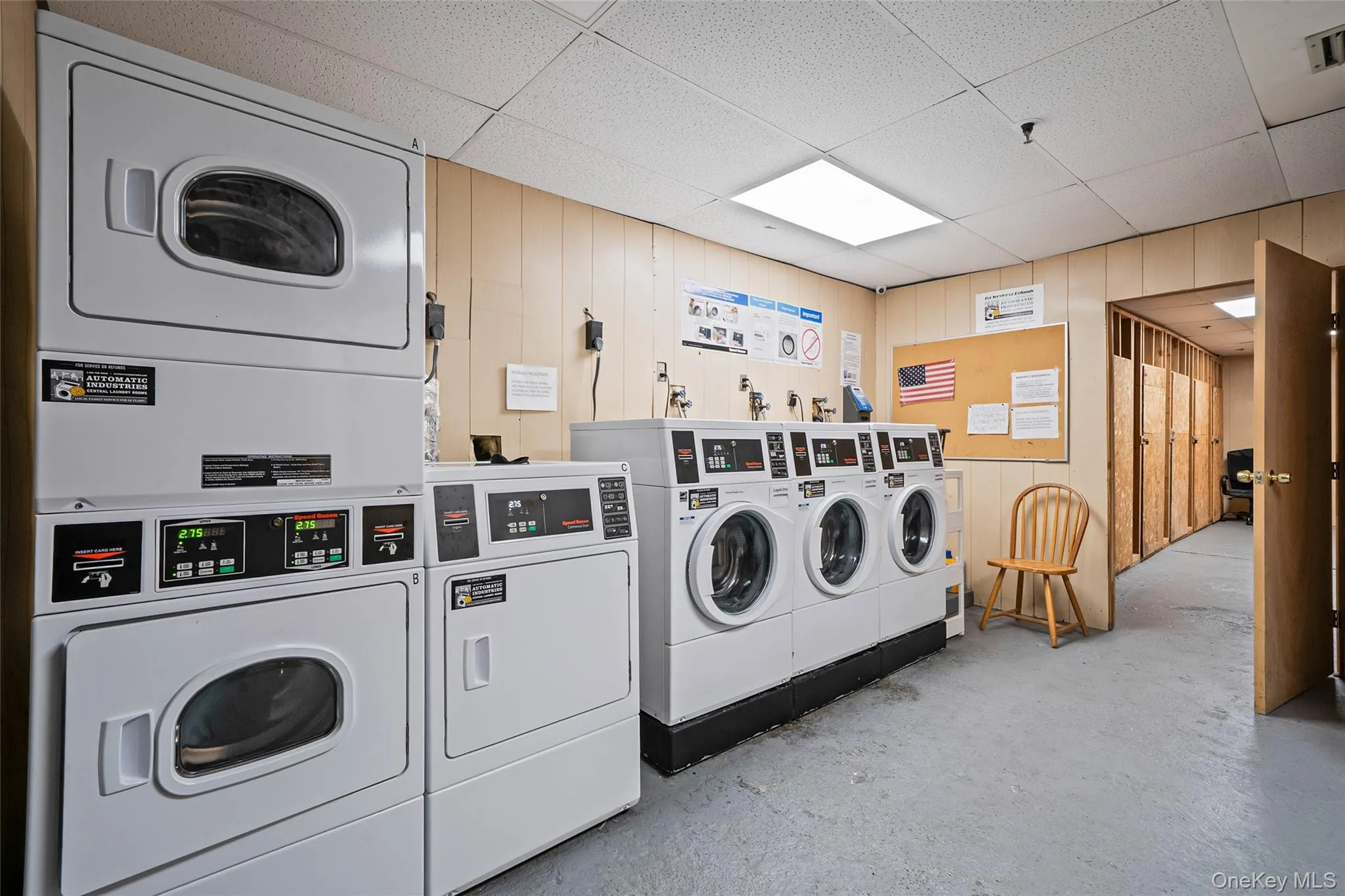 202 Main Street, Brookhaven, NY, 2 Rooms Rooms,1 BathroomBathrooms,Residential Lease,For Rent,Main,0,1033716 202 Main Street, Brookhaven, NY, 2 Rooms Rooms,1 BathroomBathrooms,Residential Lease,For Rent,Main,0,1033716