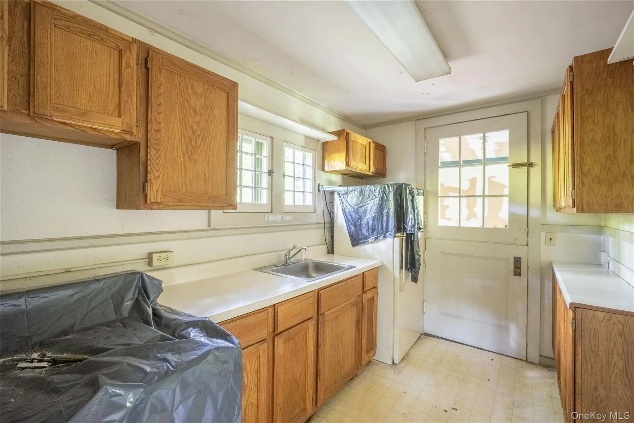 147 Lauer Road, La Grange, NY, 1 Bedroom Bedrooms, 4 Rooms Rooms,1 BathroomBathrooms,Residential,For Rent,Lauer,0,1033717 147 Lauer Road, La Grange, NY, 1 Bedroom Bedrooms, 4 Rooms Rooms,1 BathroomBathrooms,Residential,For Rent,Lauer,0,1033717