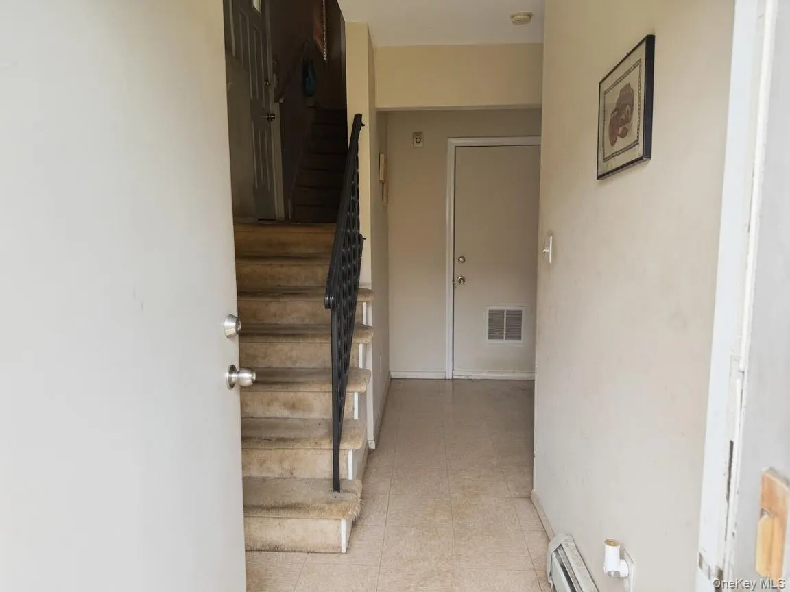 3 Prospect Gardens, Ramapo, NY, 3 Bedrooms Bedrooms, 5 Rooms Rooms,1 BathroomBathrooms,Residential,For Rent,Prospect,0,1033719 3 Prospect Gardens, Ramapo, NY, 3 Bedrooms Bedrooms, 5 Rooms Rooms,1 BathroomBathrooms,Residential,For Rent,Prospect,0,1033719