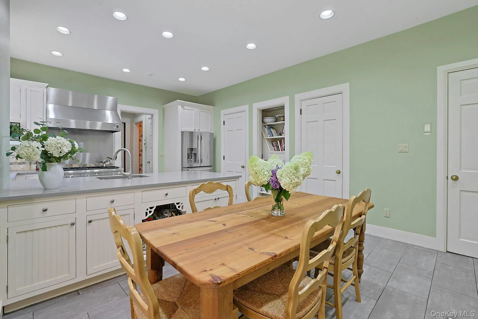 215 Soundview Avenue, White Plains, NY, 7 Bedrooms Bedrooms, 23 Rooms Rooms,5 BathroomsBathrooms,Residential,For Rent,Soundview,0,1033722 215 Soundview Avenue, White Plains, NY, 7 Bedrooms Bedrooms, 23 Rooms Rooms,5 BathroomsBathrooms,Residential,For Rent,Soundview,0,1033722