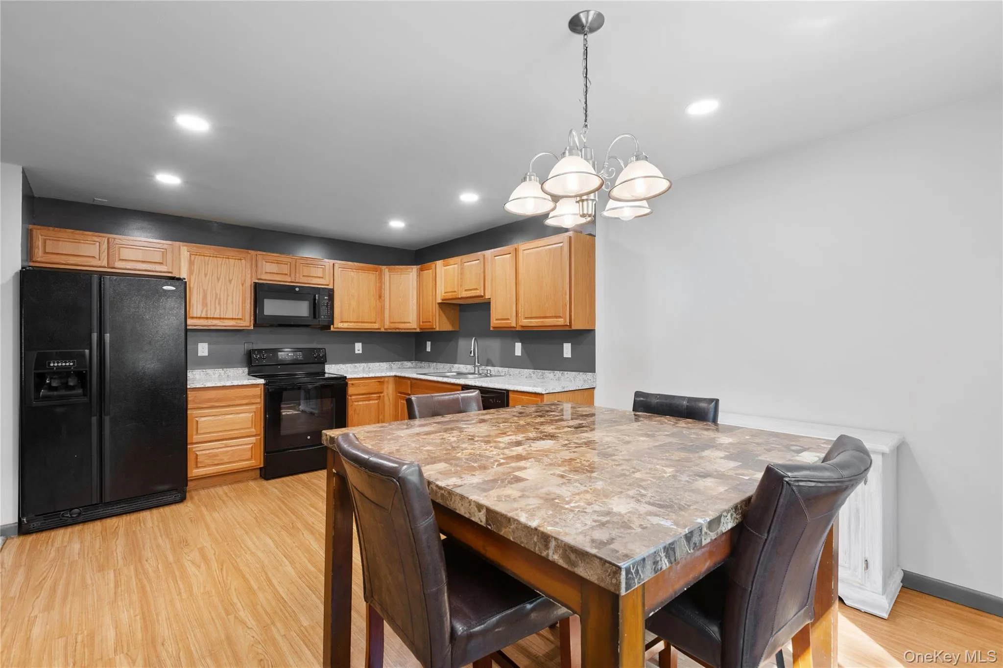 23 Scarborough Lane, Wappinger, NY, 2 Bedrooms Bedrooms, 4 Rooms Rooms,1 BathroomBathrooms,Residential,For Rent,Scarborough,0,1033725 23 Scarborough Lane, Wappinger, NY, 2 Bedrooms Bedrooms, 4 Rooms Rooms,1 BathroomBathrooms,Residential,For Rent,Scarborough,0,1033725