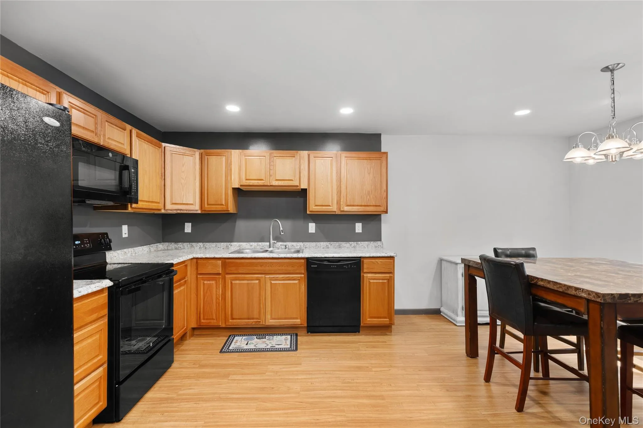 23 Scarborough Lane, Wappinger, NY, 2 Bedrooms Bedrooms, 4 Rooms Rooms,1 BathroomBathrooms,Residential,For Rent,Scarborough,0,1033725 23 Scarborough Lane, Wappinger, NY, 2 Bedrooms Bedrooms, 4 Rooms Rooms,1 BathroomBathrooms,Residential,For Rent,Scarborough,0,1033725