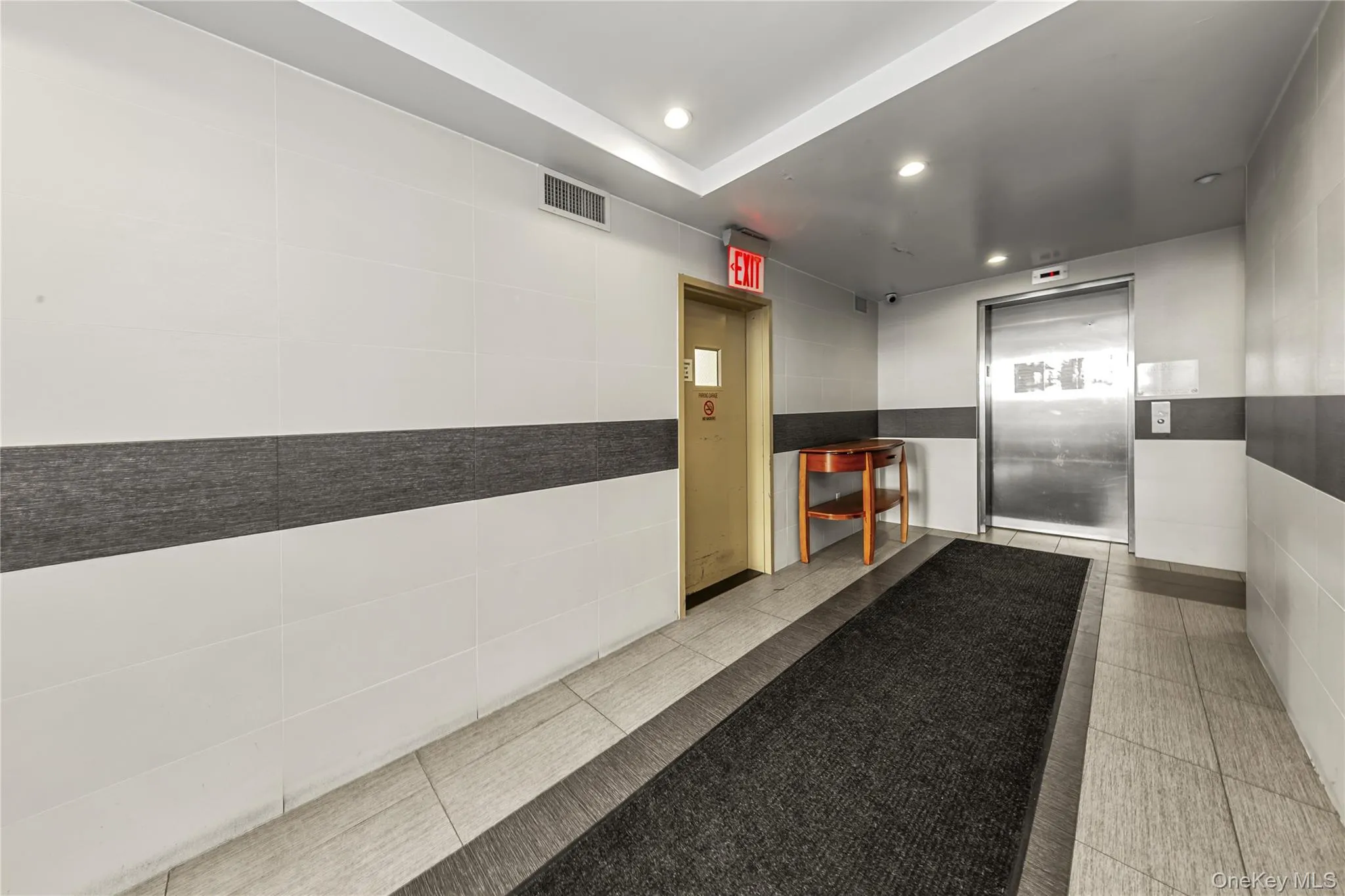 10716 37TH Avenue, New York, NY, 2 Bedrooms Bedrooms, 4 Rooms Rooms,1 BathroomBathrooms,Residential,For Rent,37TH,0,1033726 10716 37TH Avenue, New York, NY, 2 Bedrooms Bedrooms, 4 Rooms Rooms,1 BathroomBathrooms,Residential,For Rent,37TH,0,1033726