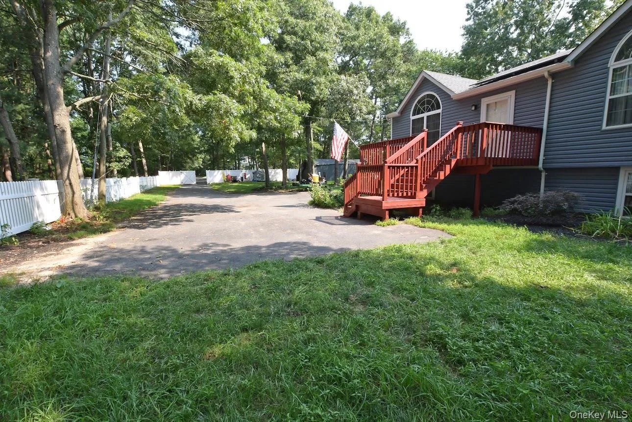 224C Country Road, Brookhaven, NY, 4 Bedrooms Bedrooms, 9 Rooms Rooms,3 BathroomsBathrooms,Residential,For Rent,Country,0,1033728 224C Country Road, Brookhaven, NY, 4 Bedrooms Bedrooms, 9 Rooms Rooms,3 BathroomsBathrooms,Residential,For Rent,Country,0,1033728
