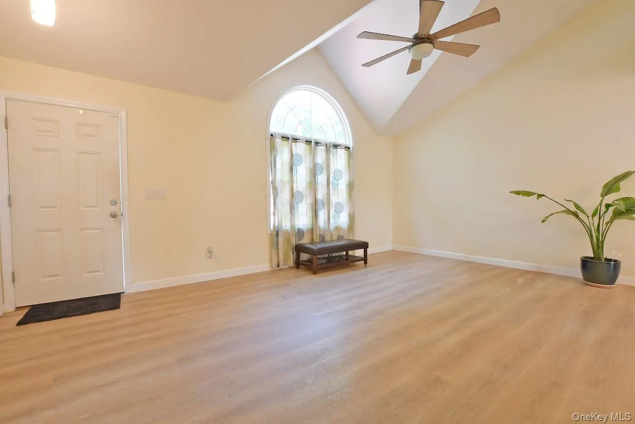 224C Country Road, Brookhaven, NY, 4 Bedrooms Bedrooms, 9 Rooms Rooms,3 BathroomsBathrooms,Residential,For Rent,Country,0,1033728 224C Country Road, Brookhaven, NY, 4 Bedrooms Bedrooms, 9 Rooms Rooms,3 BathroomsBathrooms,Residential,For Rent,Country,0,1033728